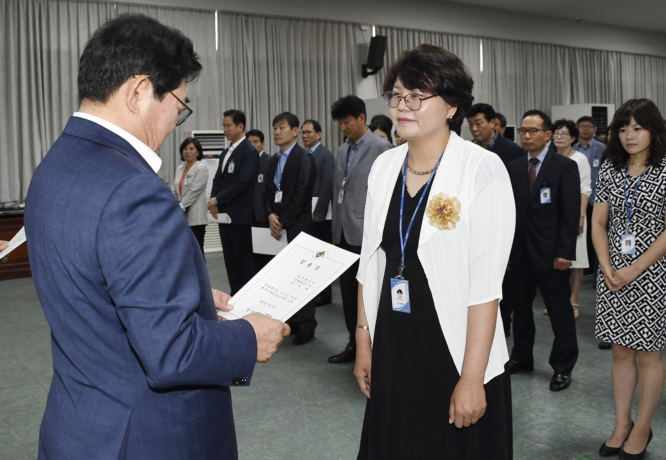 20170629-2017년 하반기 정기인사발령 발령장 수여 158032.jpg