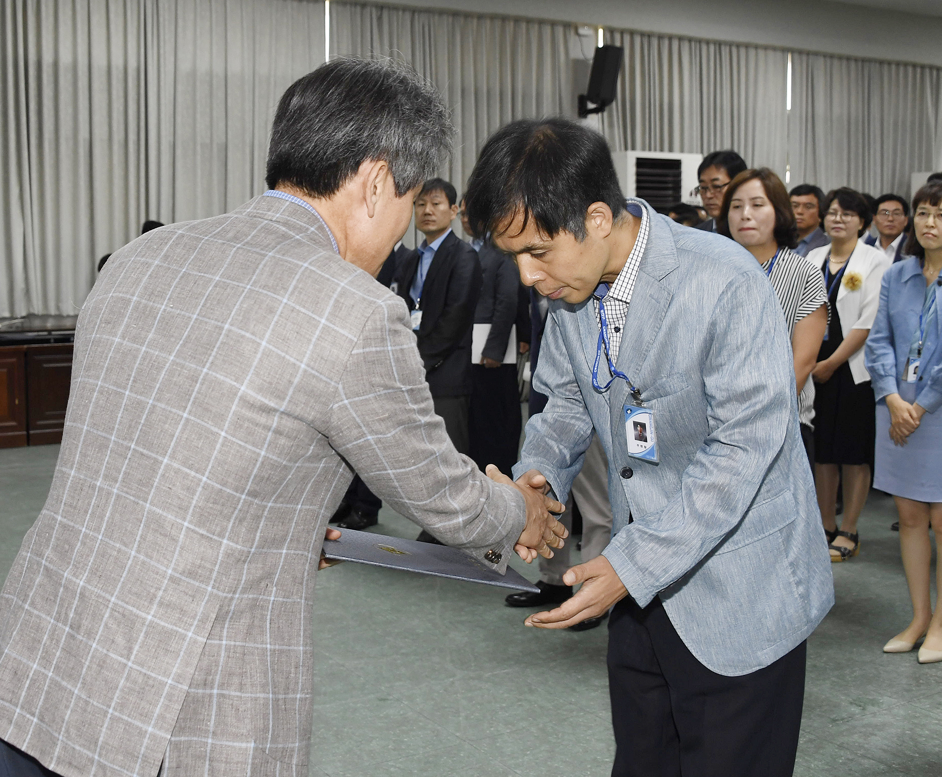 20170629-2017년 하반기 정기인사발령 발령장 수여 158080.jpg