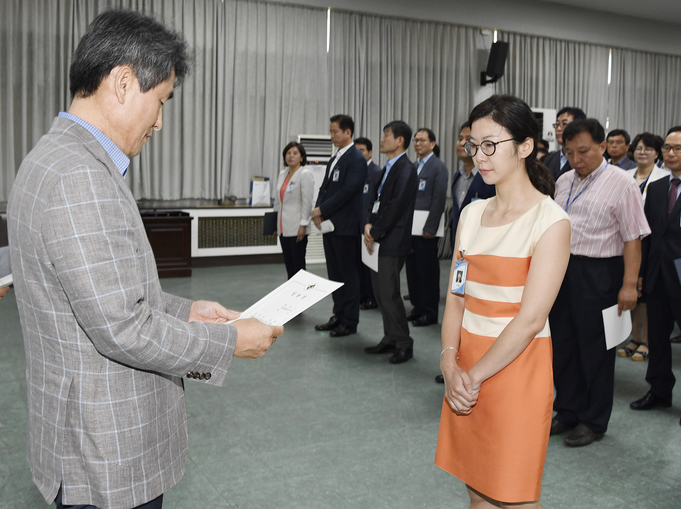 20170629-2017년 하반기 정기인사발령 발령장 수여 158098.jpg