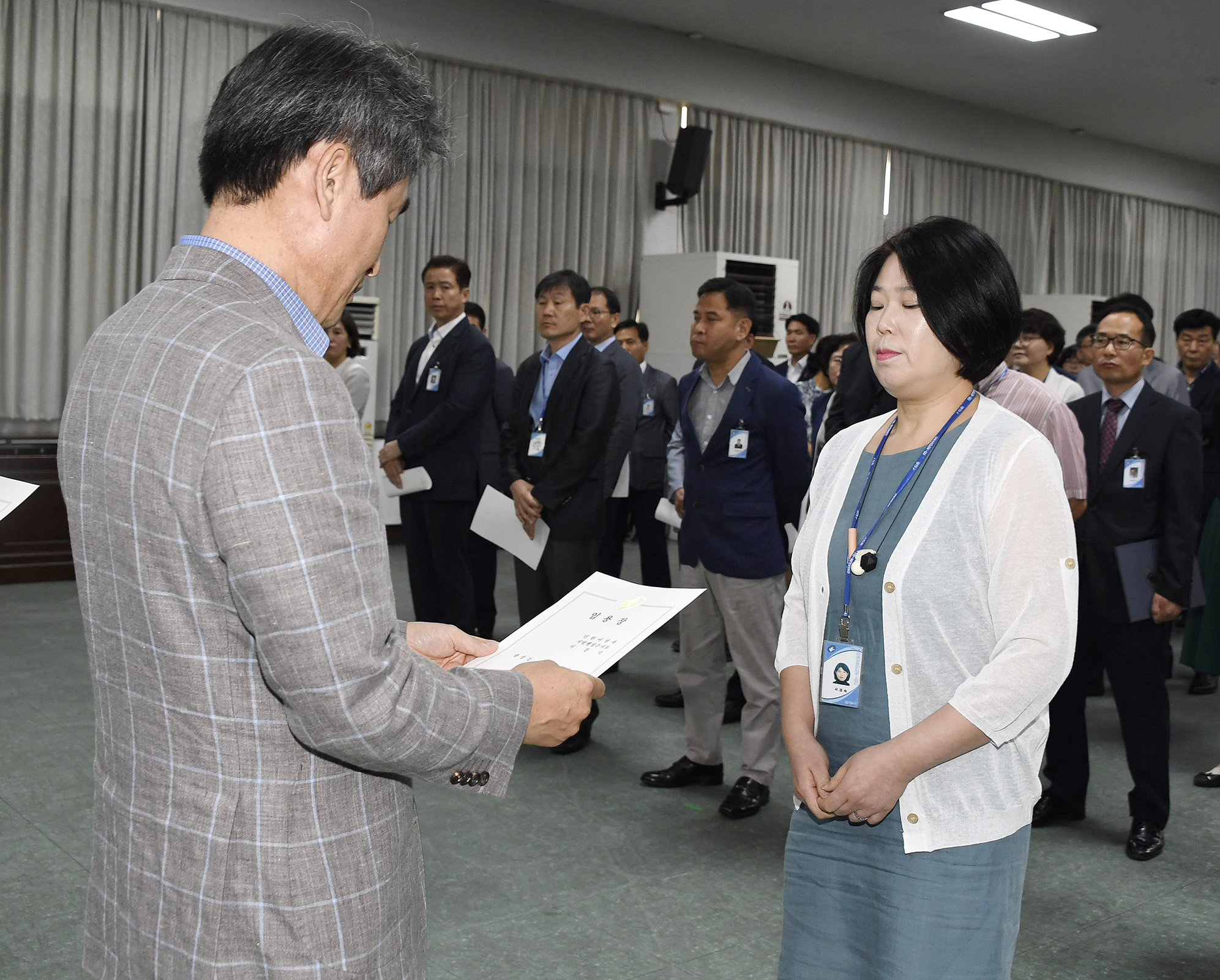 20170629-2017년 하반기 정기인사발령 발령장 수여 158124.jpg