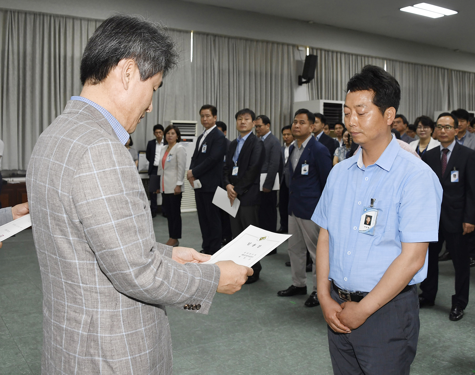 20170629-2017년 하반기 정기인사발령 발령장 수여 158152.jpg