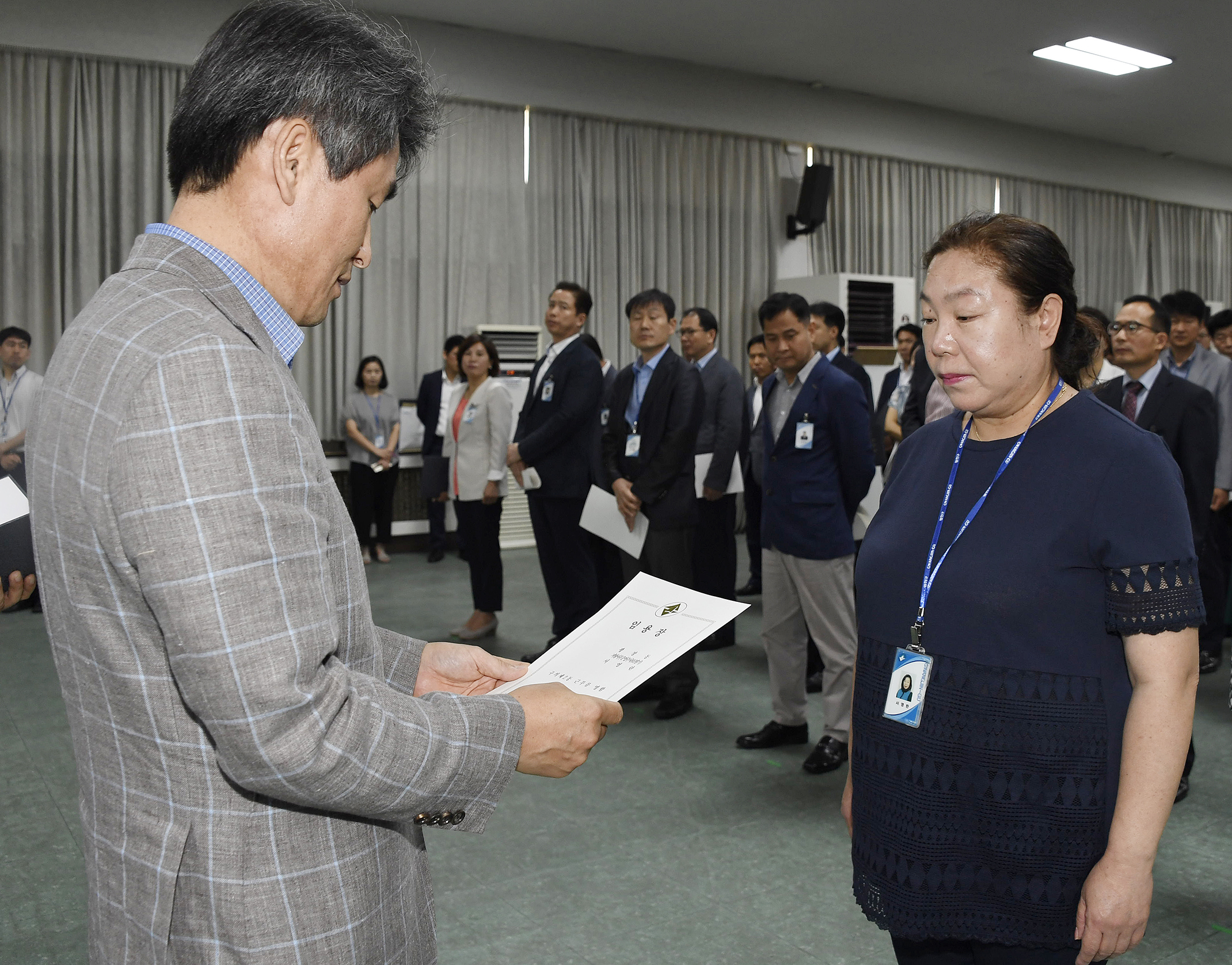 20170629-2017년 하반기 정기인사발령 발령장 수여 158156.jpg