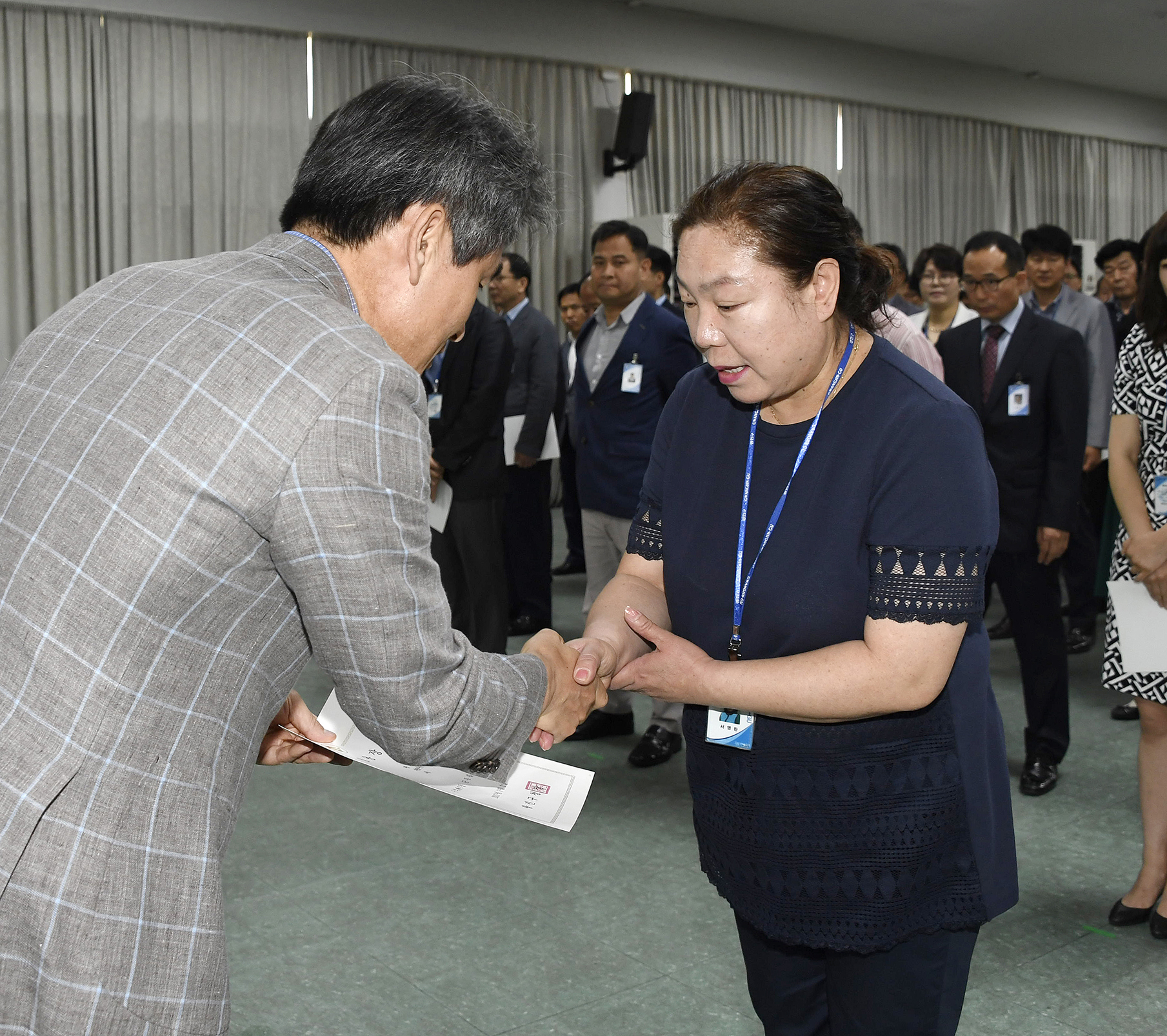 20170629-2017년 하반기 정기인사발령 발령장 수여 158157.jpg