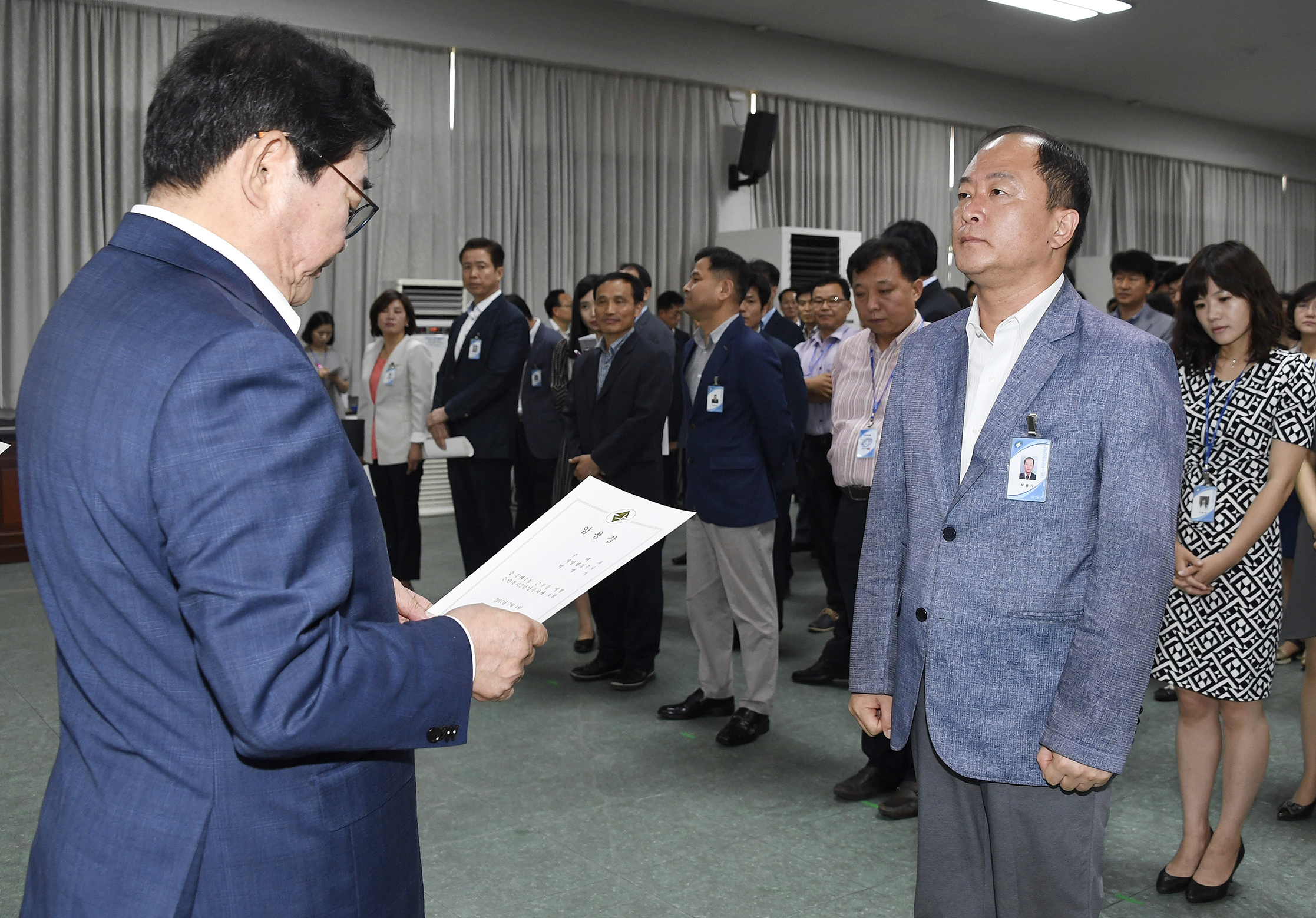 20170629-2017년 하반기 정기인사발령 발령장 수여 157990.jpg