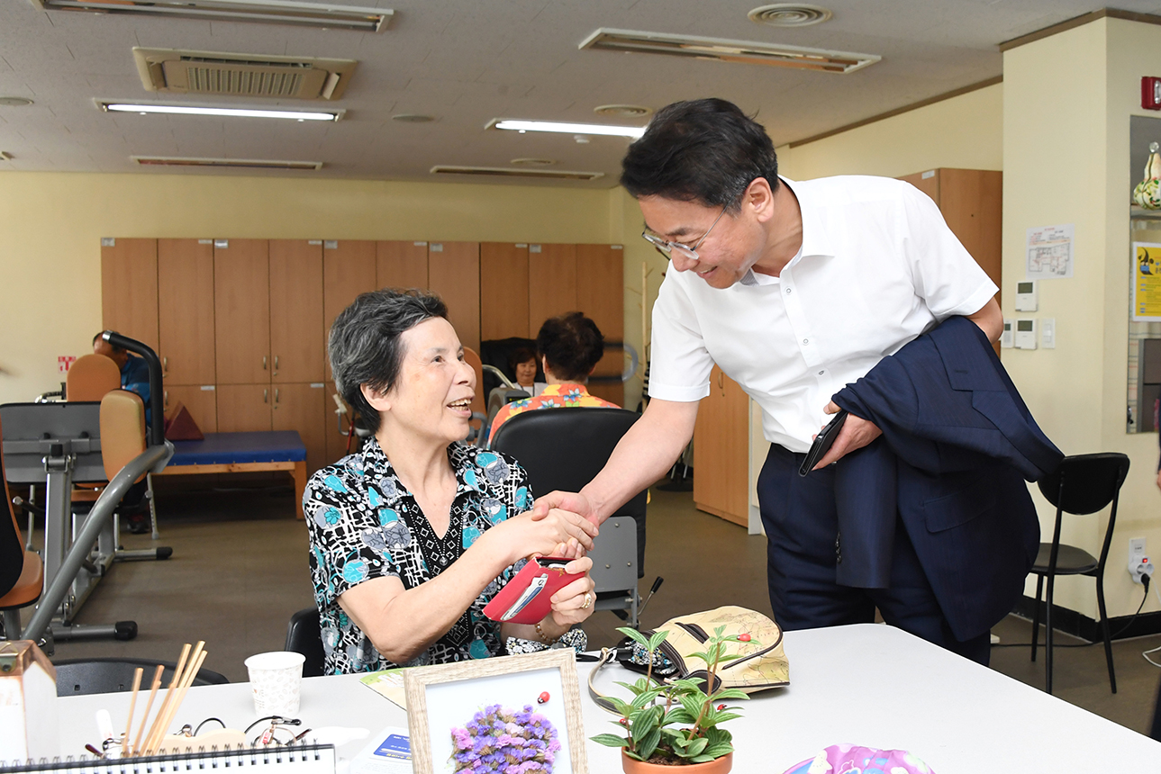 20180802-중곡종합건강센터 및 고엽제전우회 방문 174820.jpg