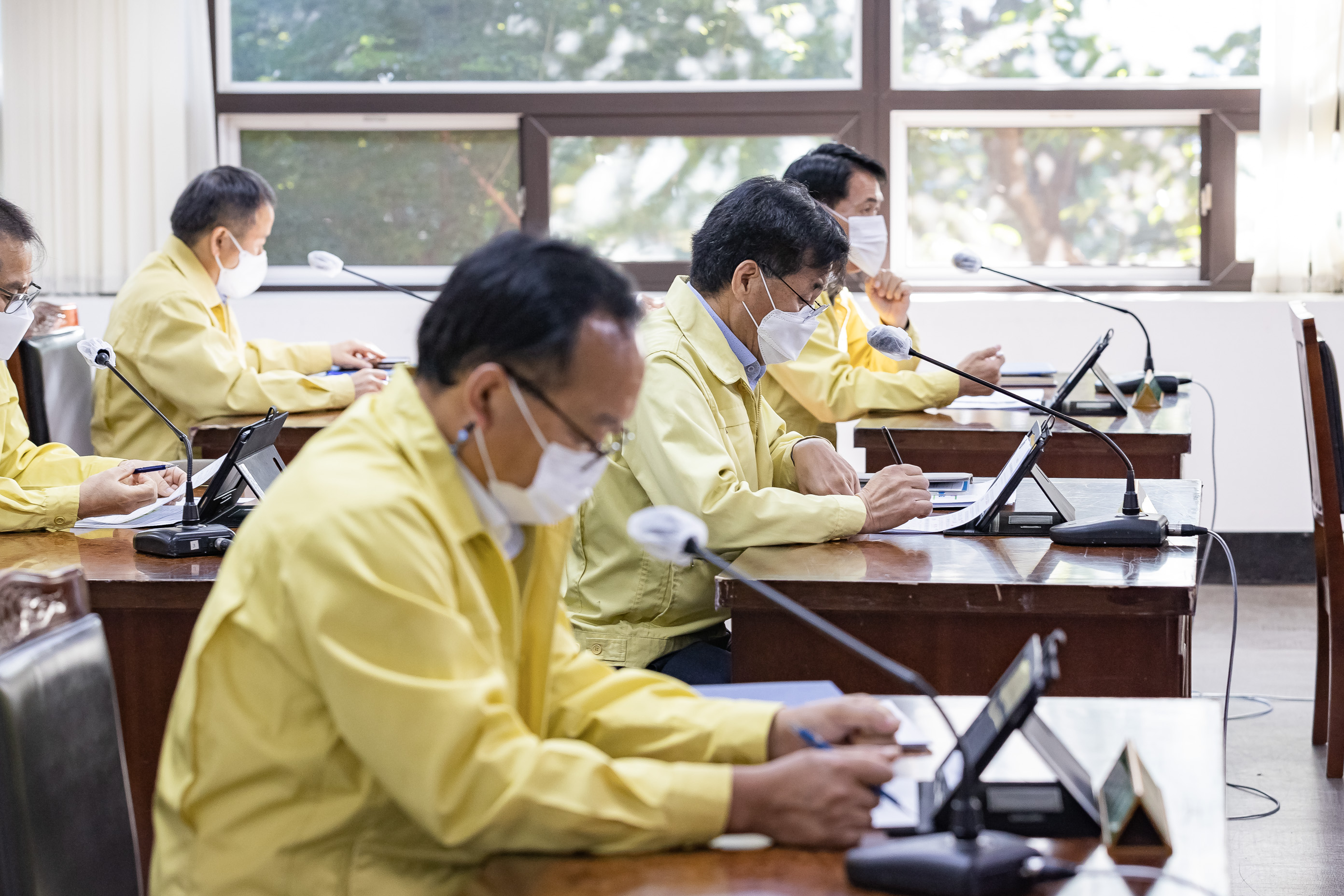 20201008-확대간부회의(구)-사회적 거리두기 2단계 시행에 따른 실내 50명 이내 집합 확대간부회의 1차 20-10-08-132917_s_173404.jpg