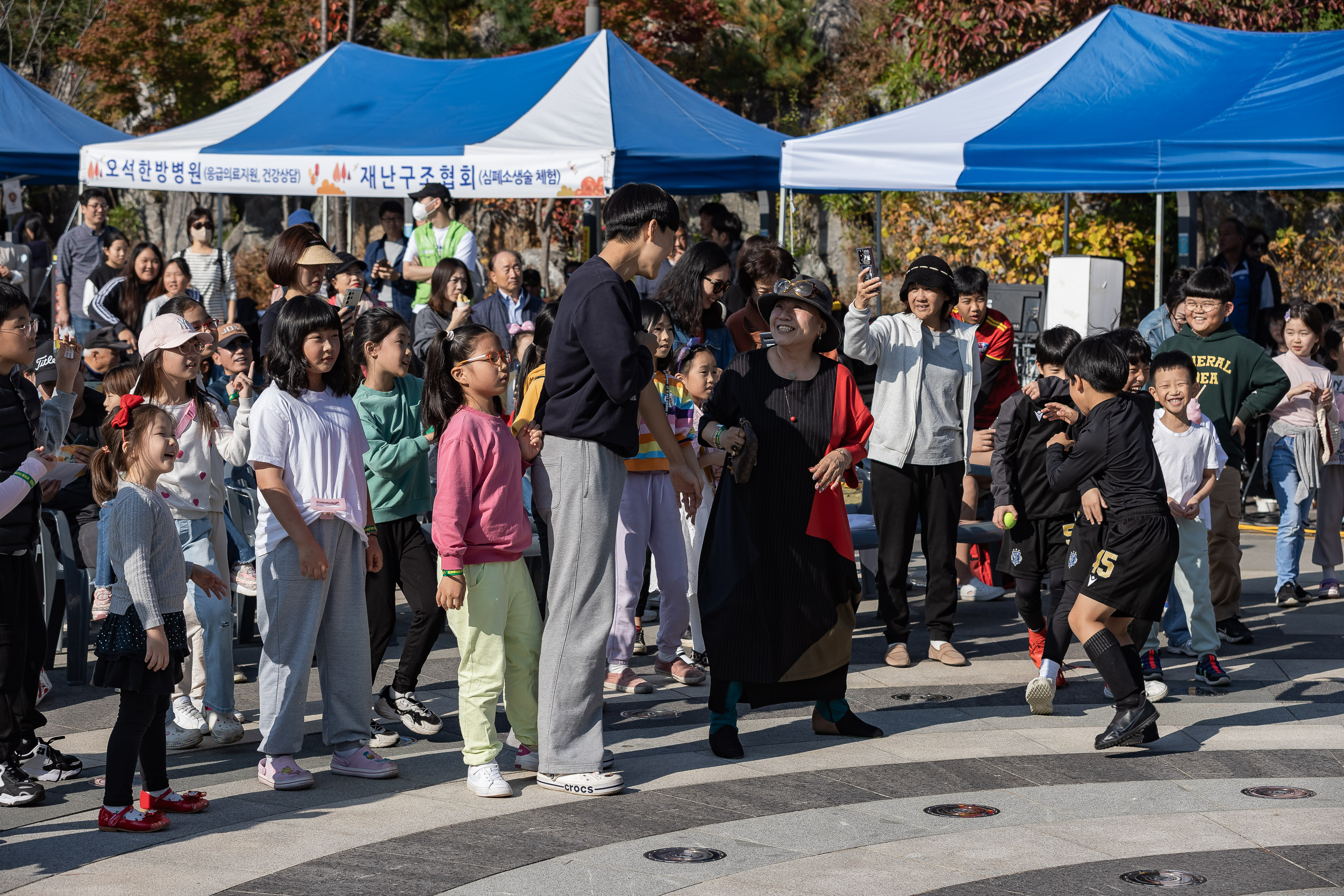 20231028-광장동 주민 한마당 광나루 해오름 축제 231028-0298_G_154703.jpg