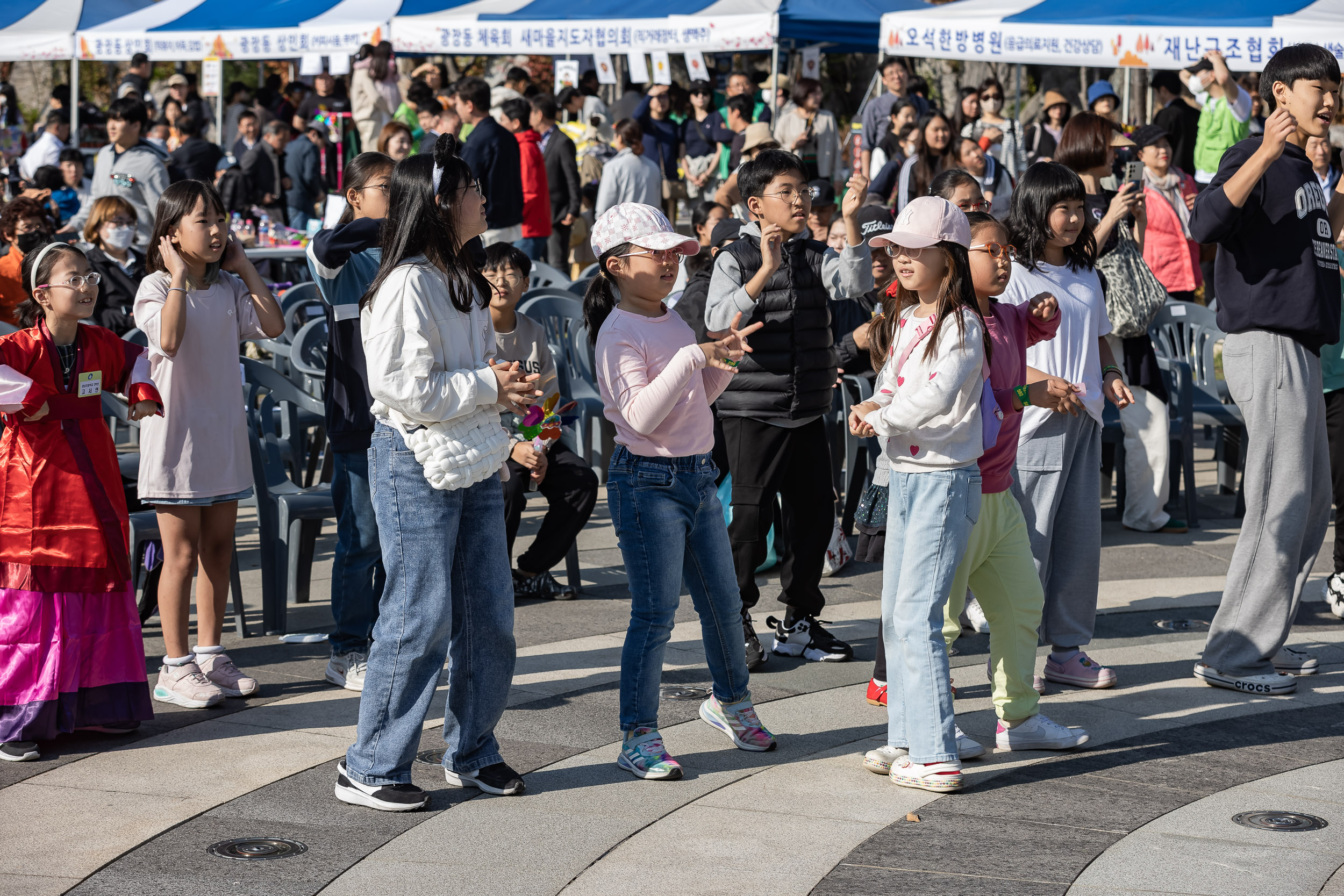 20231028-광장동 주민 한마당 광나루 해오름 축제 231028-0304_G_154703.jpg