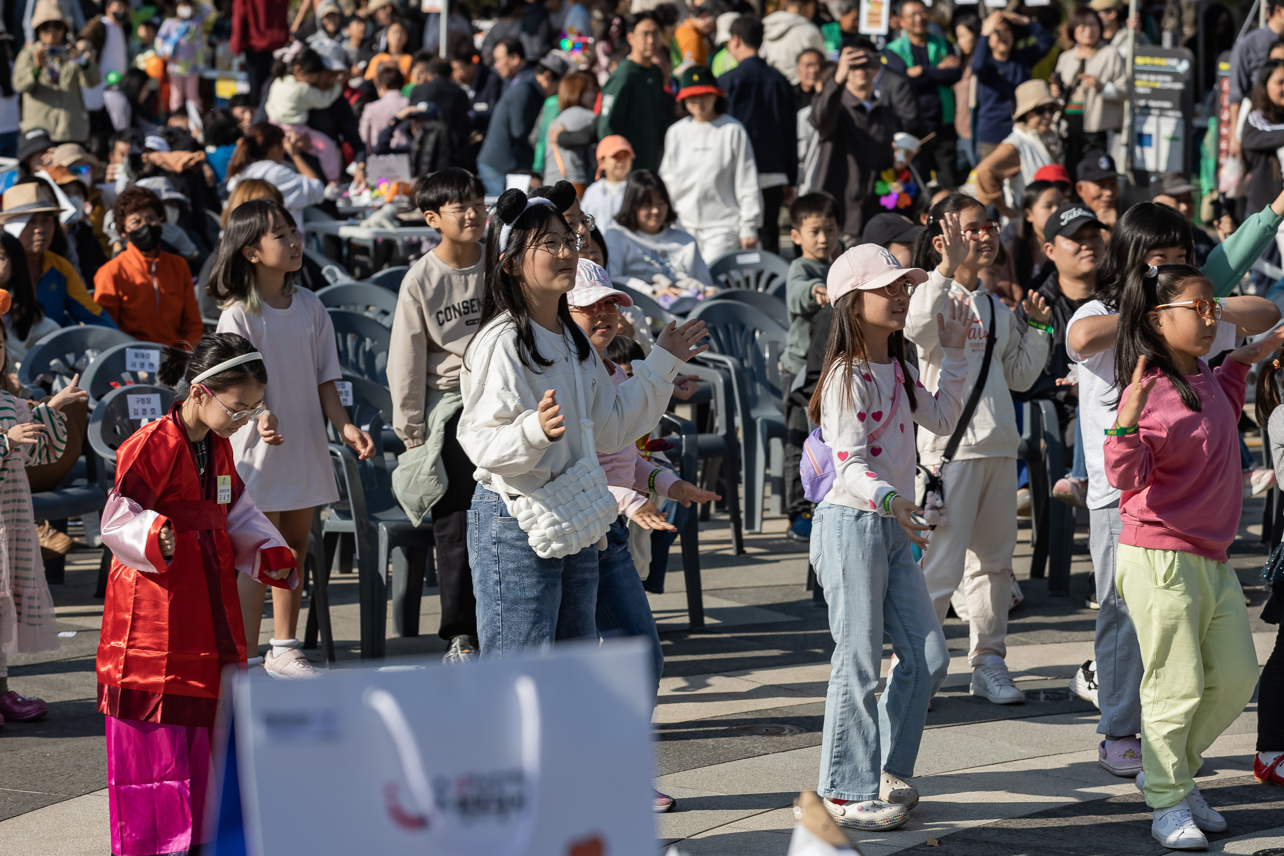 20231028-광장동 주민 한마당 광나루 해오름 축제 231028-0318_G_154705.jpg