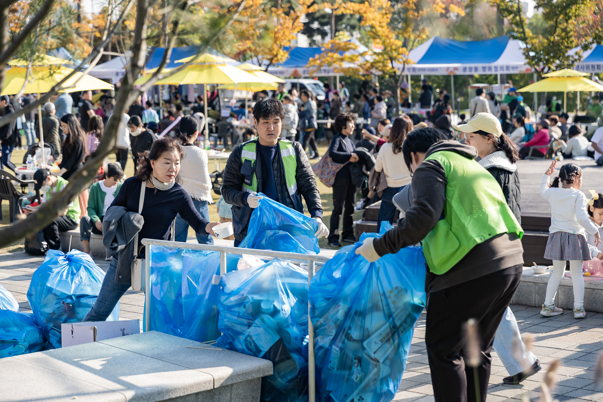 20231028-광장동 주민 한마당 광나루 해오름 축제 231028-0421_G_154719.jpg