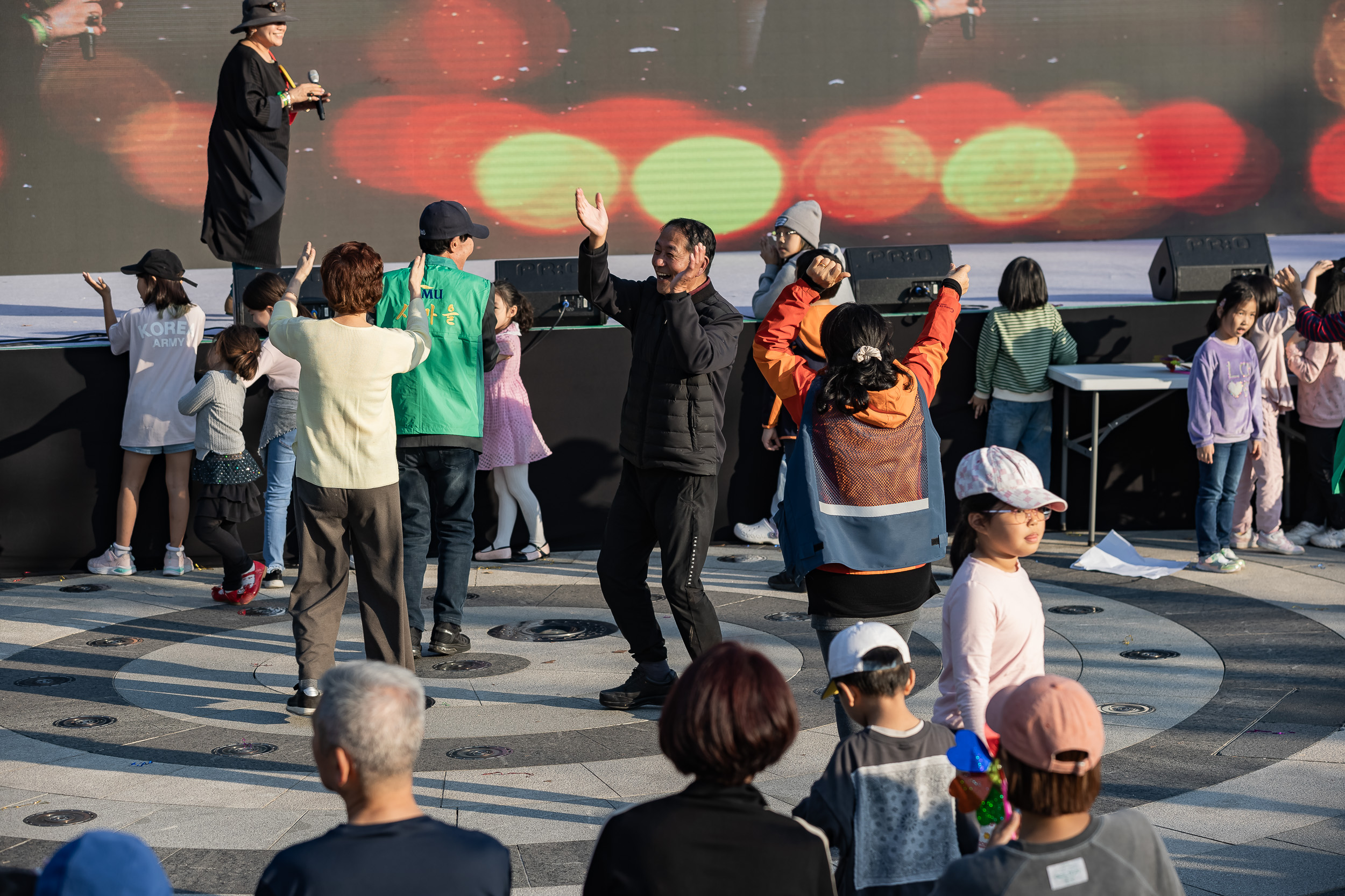 20231028-광장동 주민 한마당 광나루 해오름 축제 231028-0736_G_154801.jpg