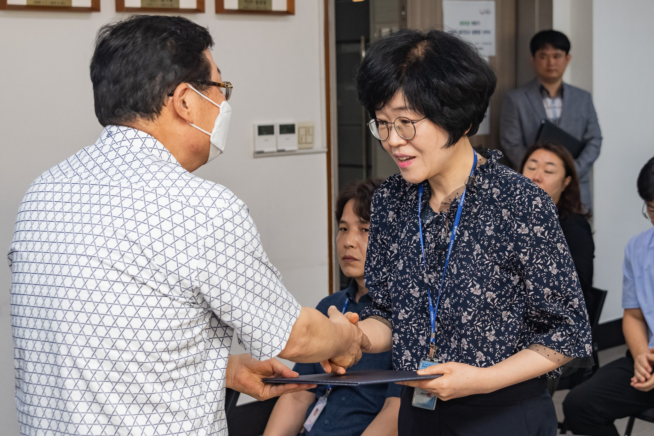 20230720-2023년 하반기 기술직 정기인사 발령장 수여식 230720-0217_G_143423.jpg