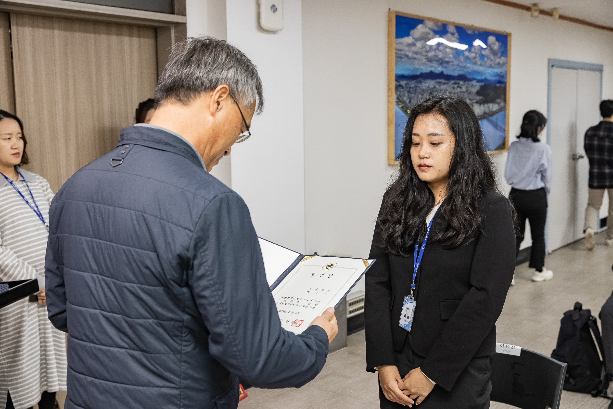 20231106-2023년 하반기 기술직 신규임용후보자 임명장 수여식 231106_0010_G_G_185327.jpg