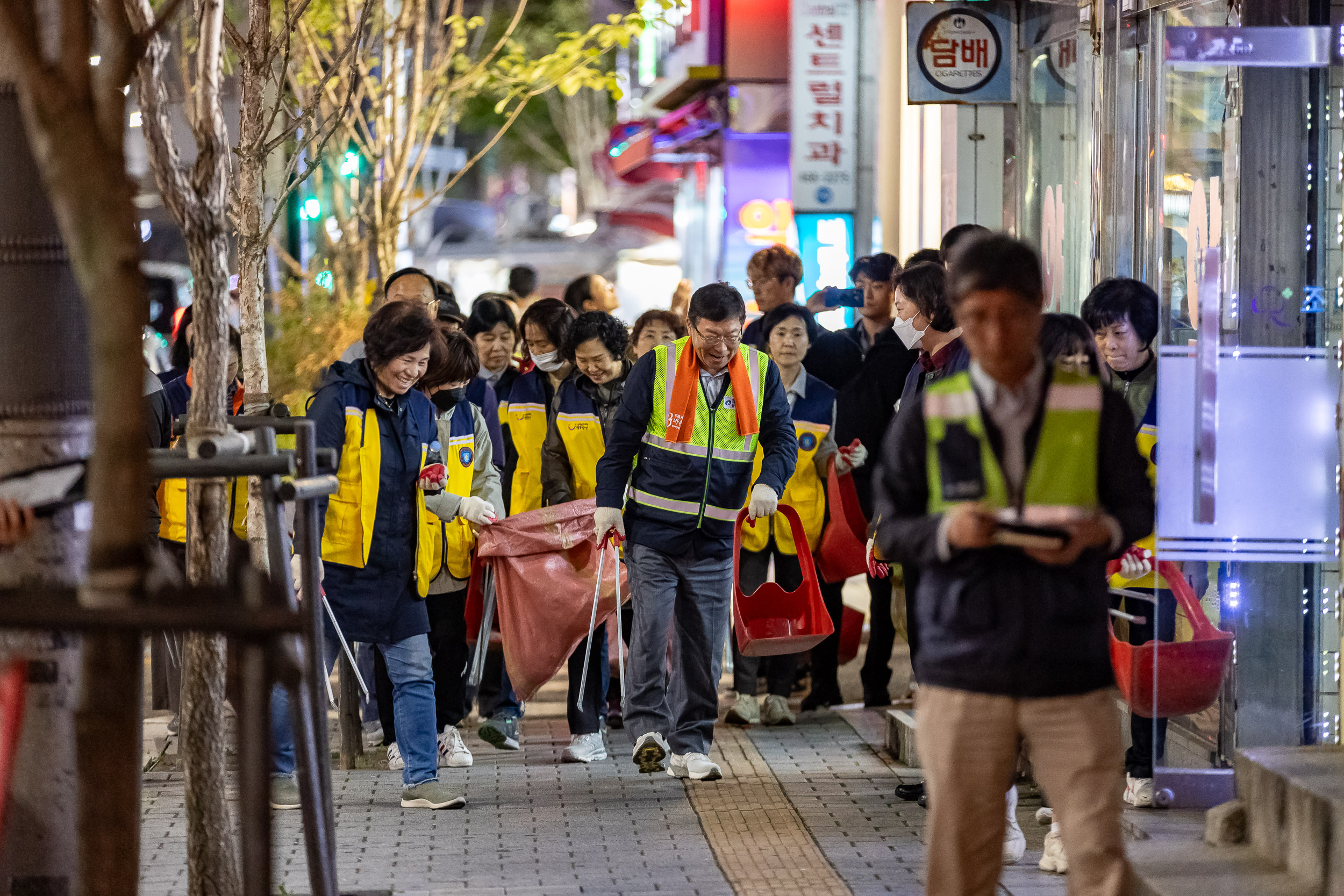 20231017-광진구 자양4동 주민합동 야간순찰 231017-0827_G_161430.jpg