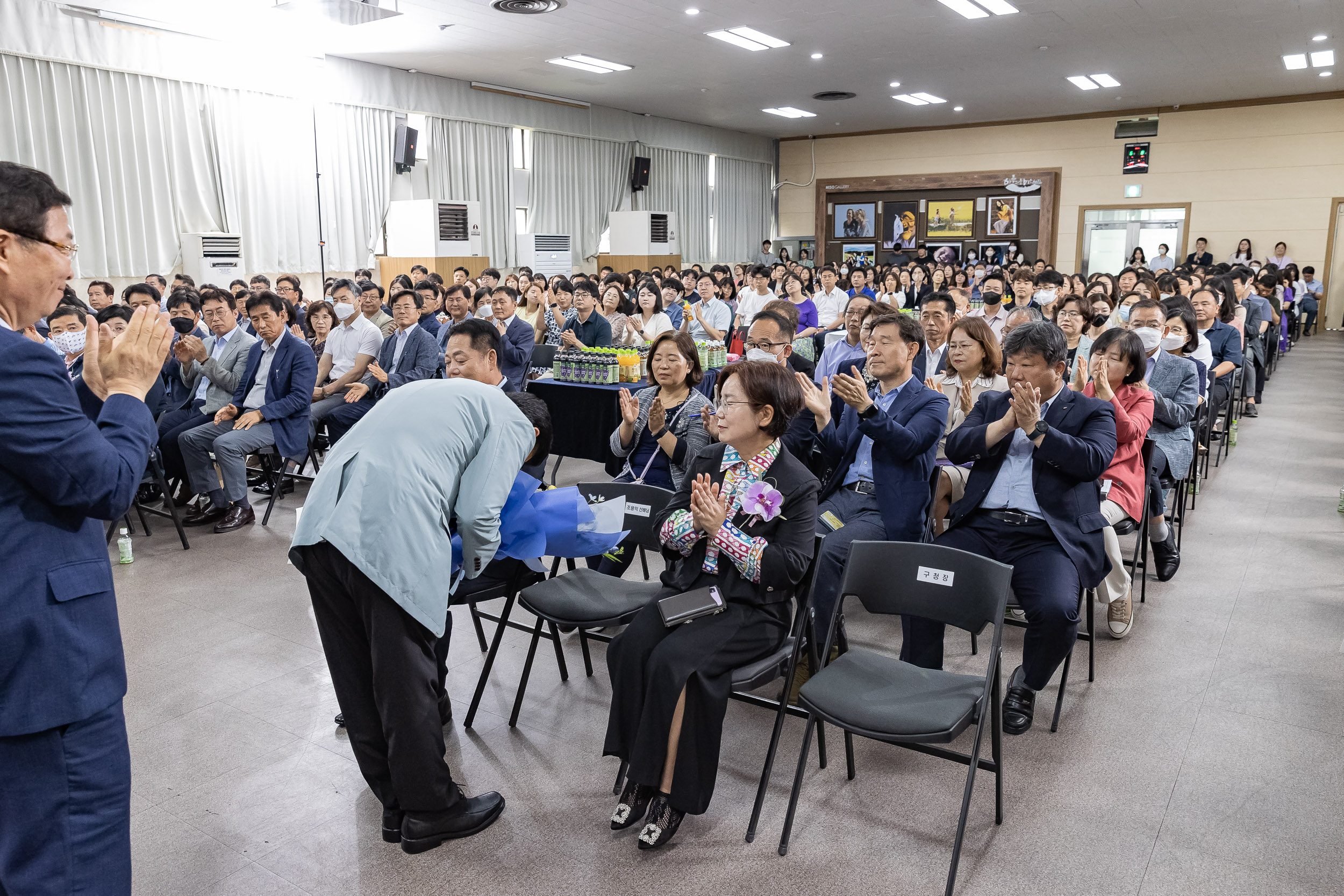 20230608-2023년도 2분기 정례조례 및 공로패 전수식 230608-0144_G_180311.jpg