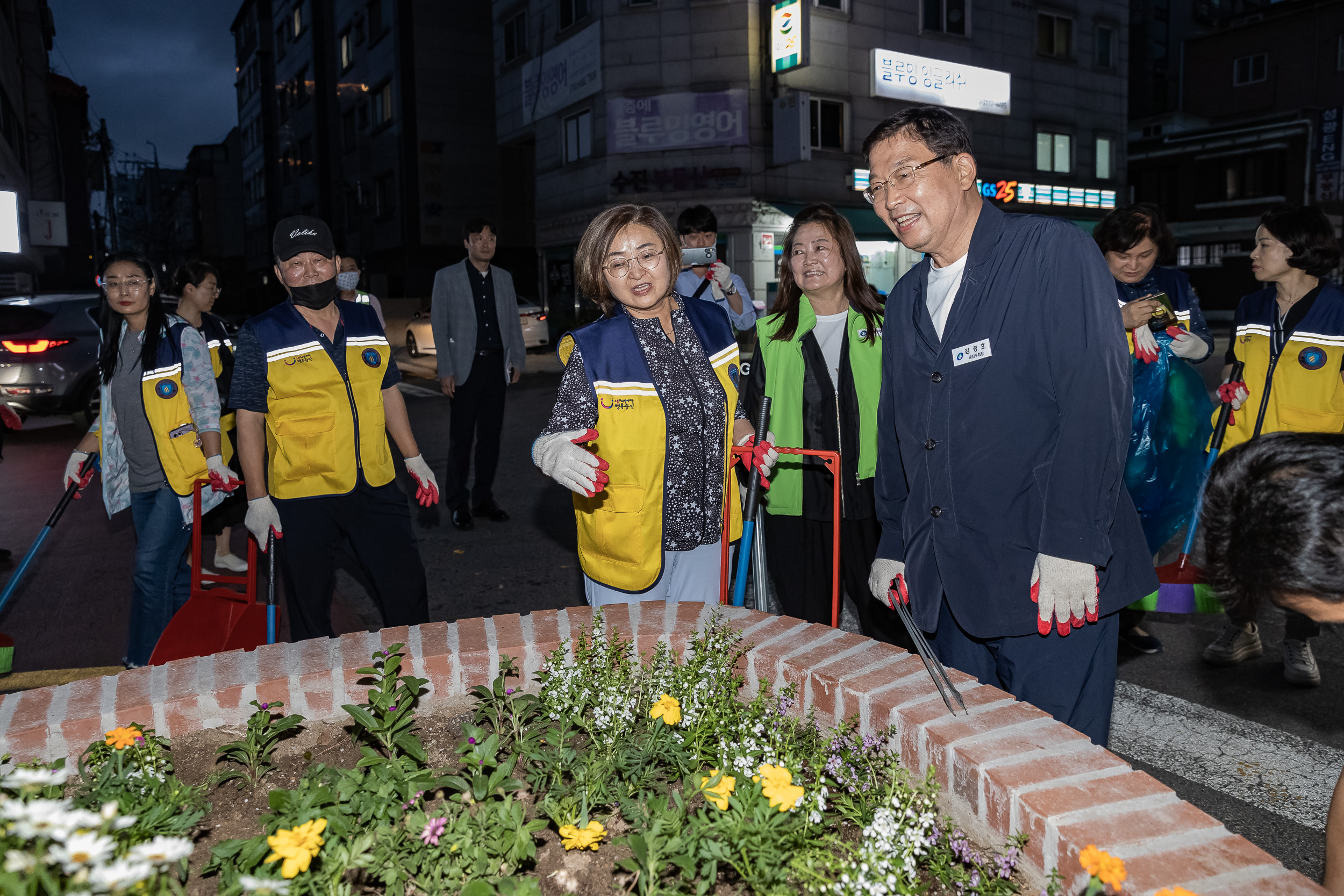 20230608-주민 합동 야간 순찰(구의1동) 230608-0095-1_G_221600.jpg