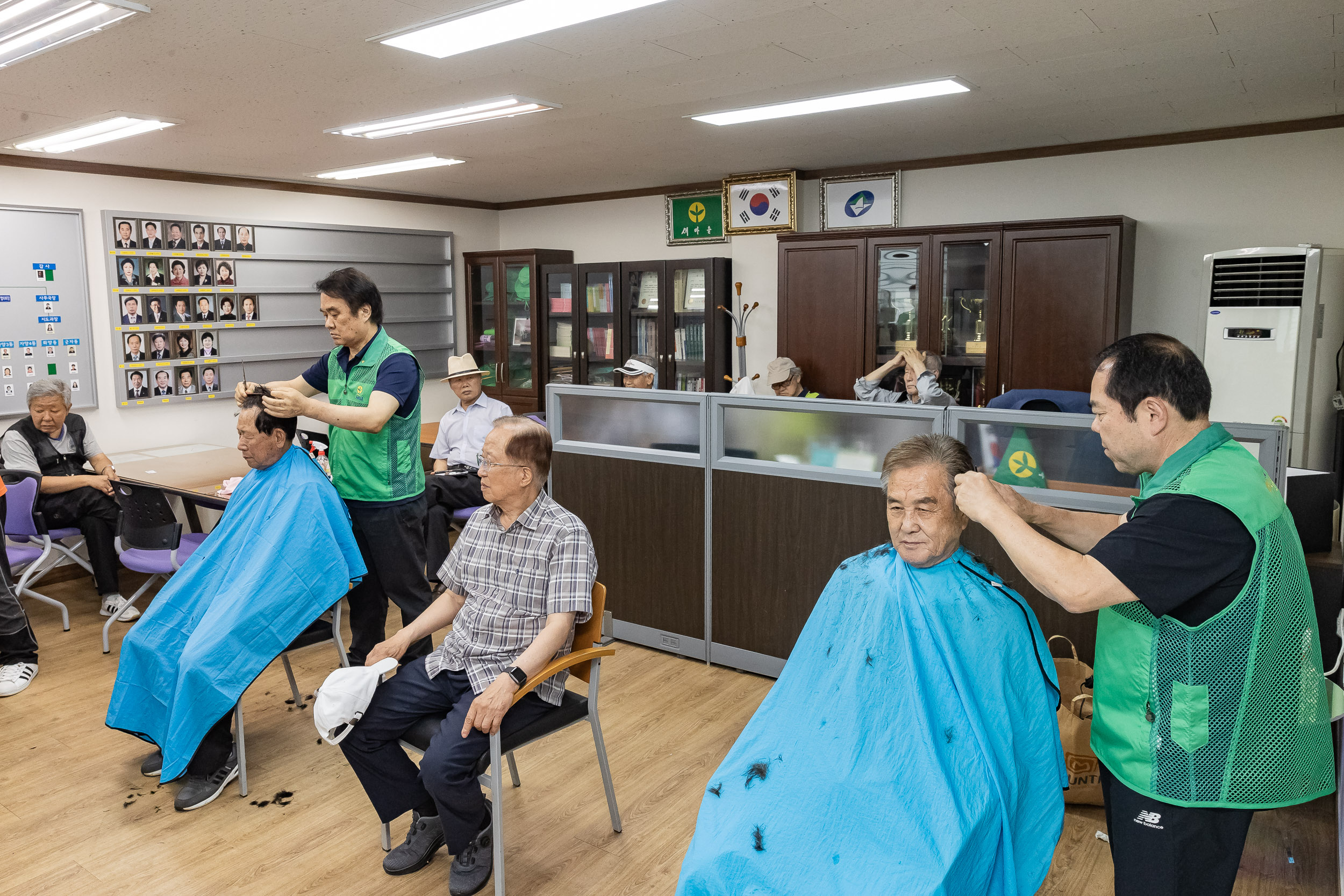 20230627-소외계층 어르신 이용봉사 및 삼계탕 대접