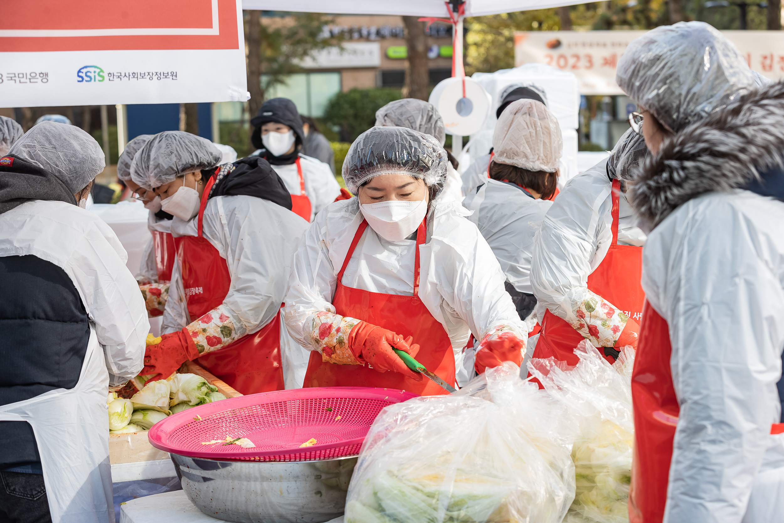 20231120-제1회 광진 사랑의 김장축제 231120_1115_G_215928.jpg