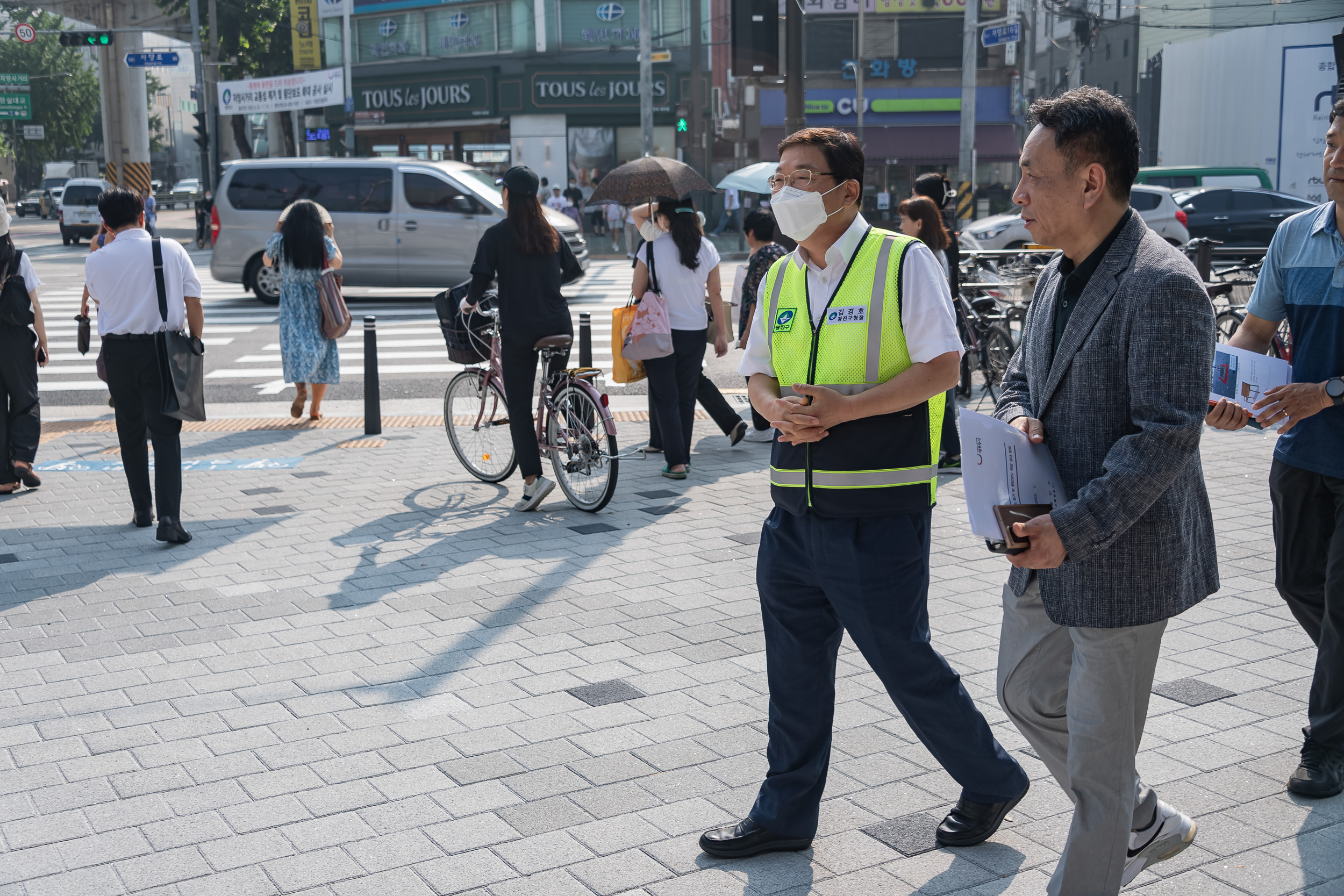 20230720-자양사거리 교통섬 철거 및 횡단보도 확장 공사 완료 230720-0086_G_151735.jpg