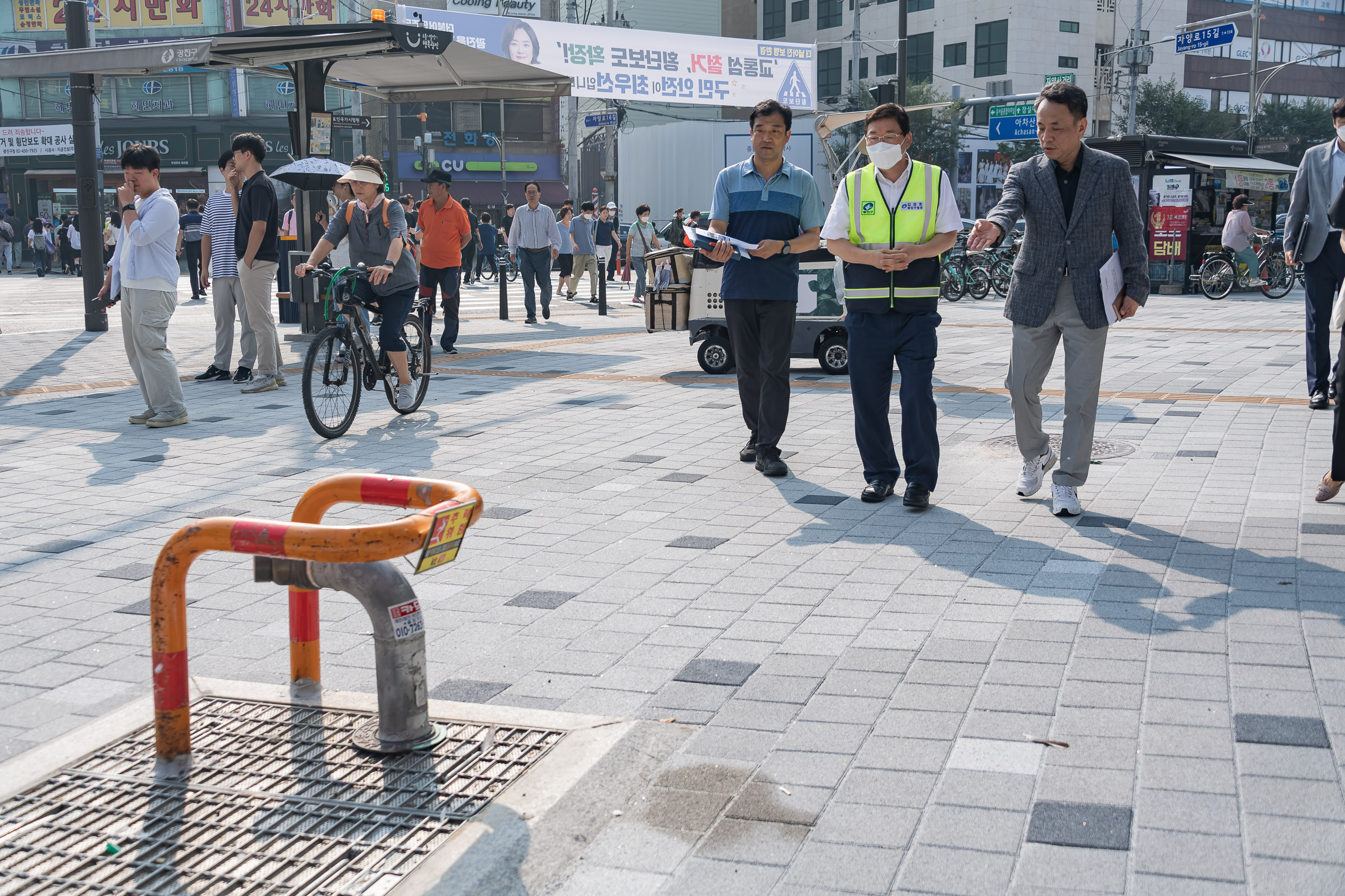 20230720-자양사거리 교통섬 철거 및 횡단보도 확장 공사 완료 230720-0107_G_151735.jpg