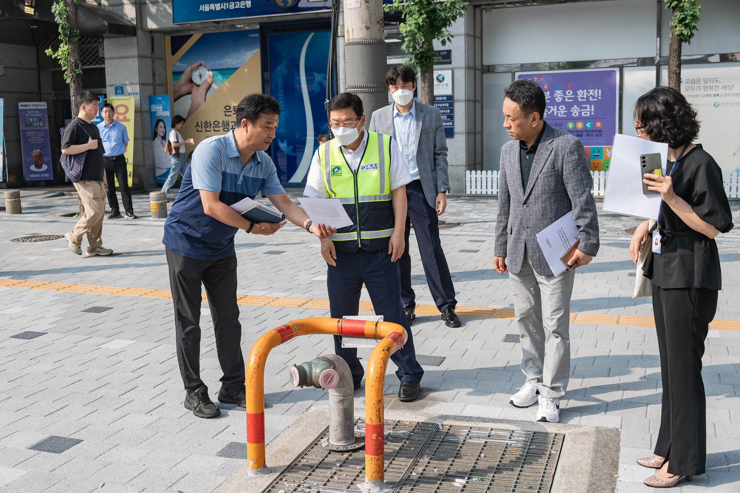 20230720-자양사거리 교통섬 철거 및 횡단보도 확장 공사 완료 230720-0121_G_151735.jpg