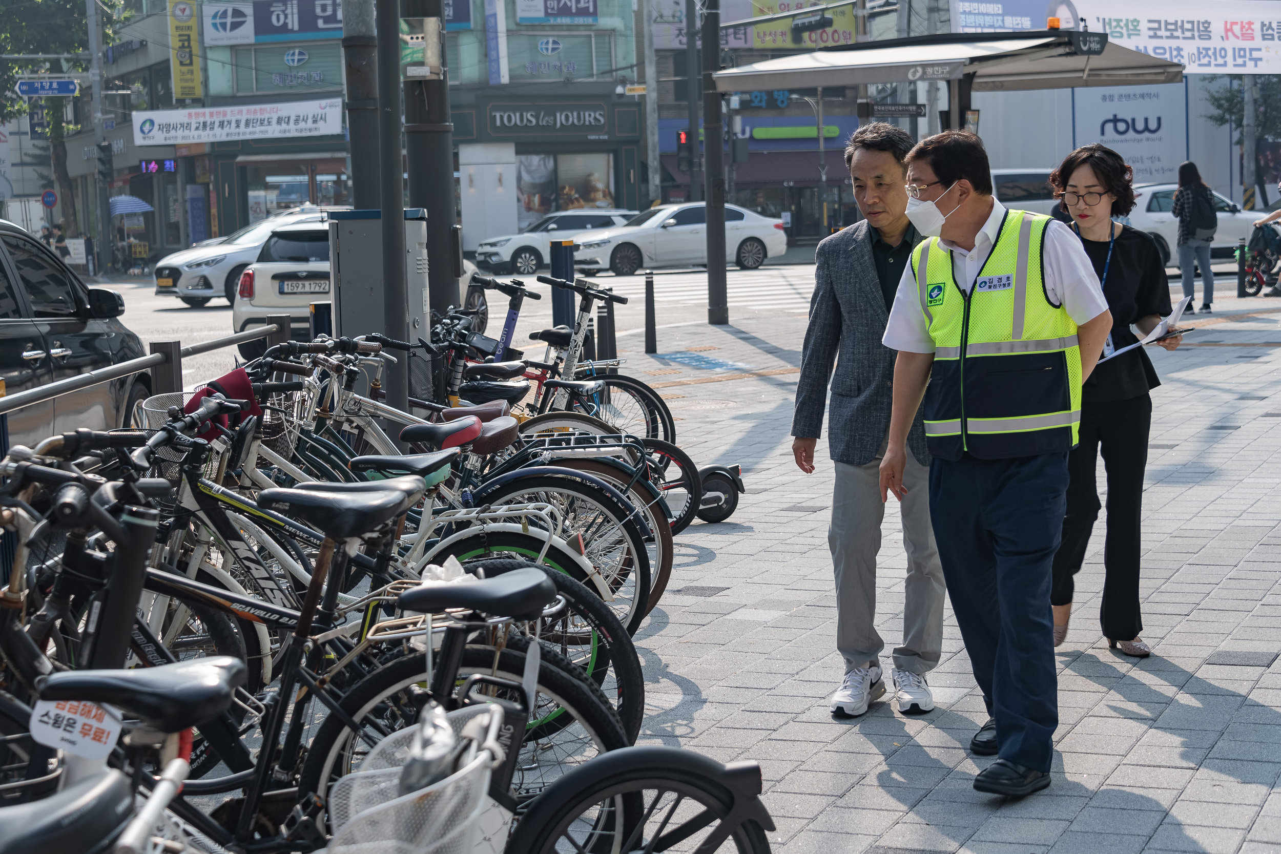 20230720-자양사거리 교통섬 철거 및 횡단보도 확장 공사 완료 230720-0152_G_151736.jpg