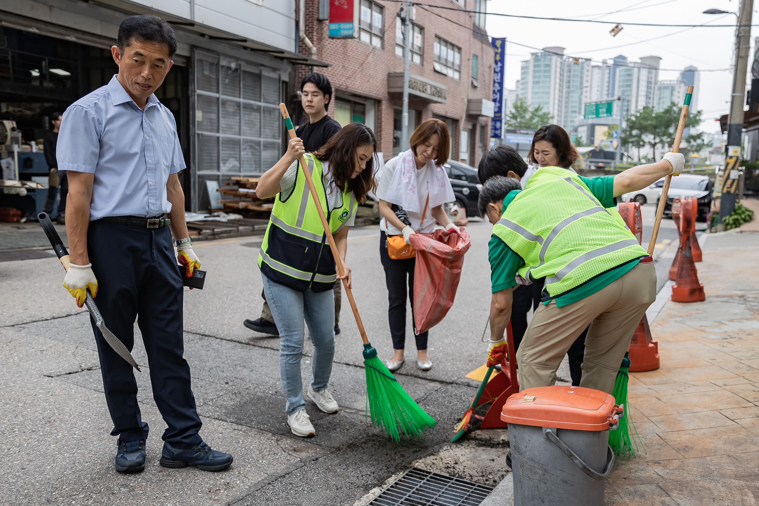 20230830-광장동 클린데이 230830-0457_G_123410.jpg