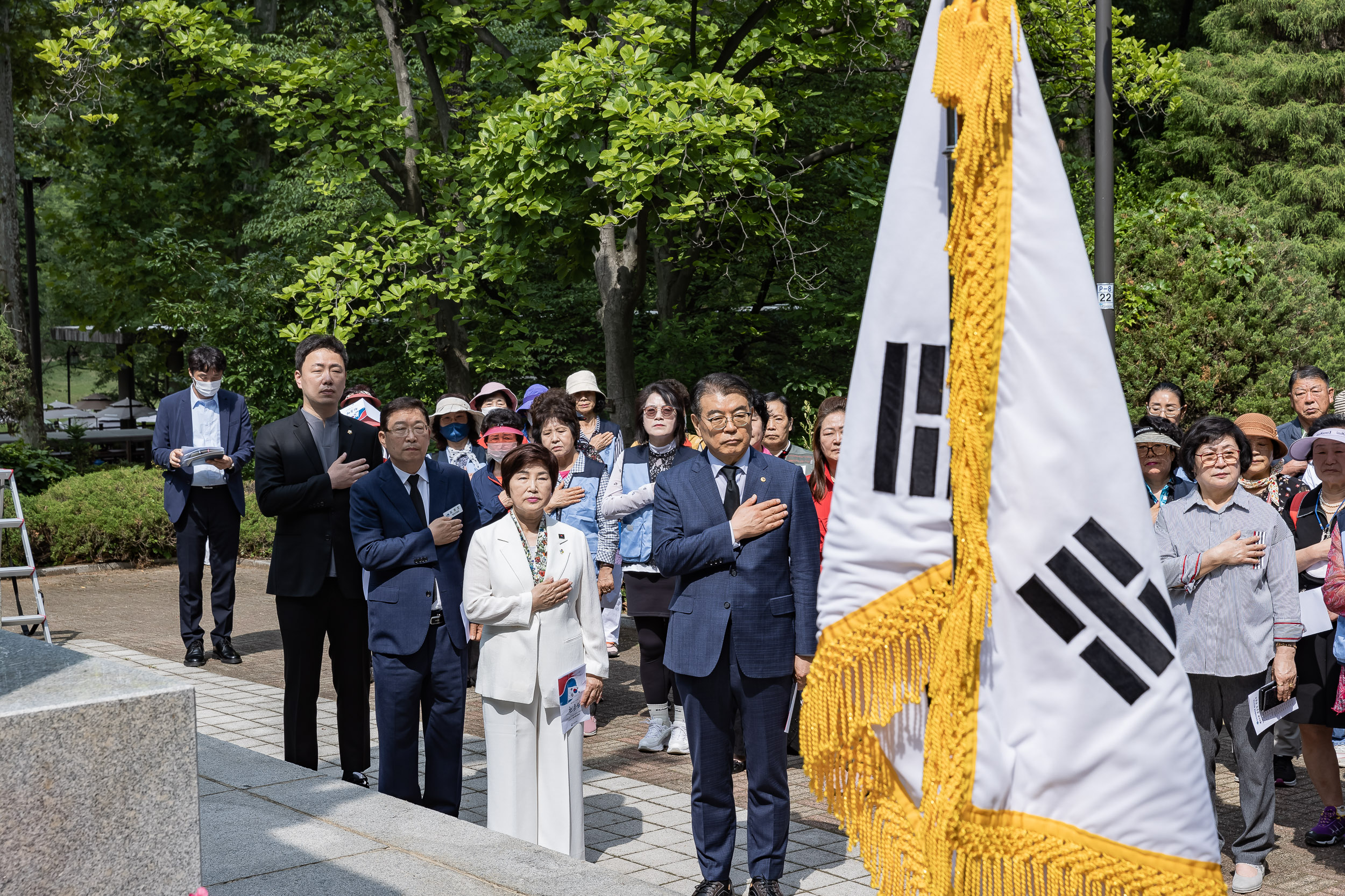 20230606-국자유총연맹 광진구지회 제68회 현충일 추념식 230606-0145_G_164231.jpg