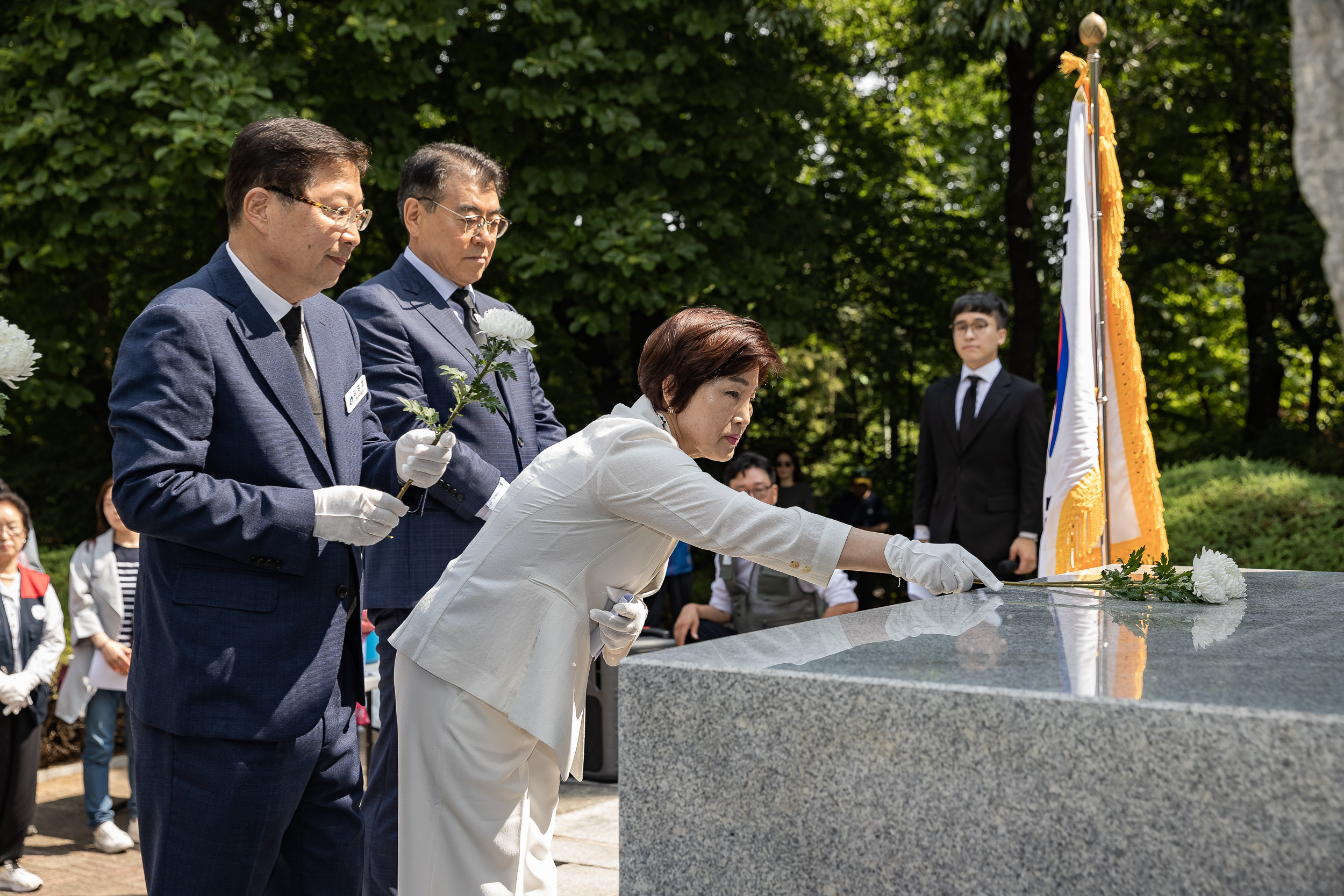 20230606-국자유총연맹 광진구지회 제68회 현충일 추념식 230606-0303_G_164235.jpg