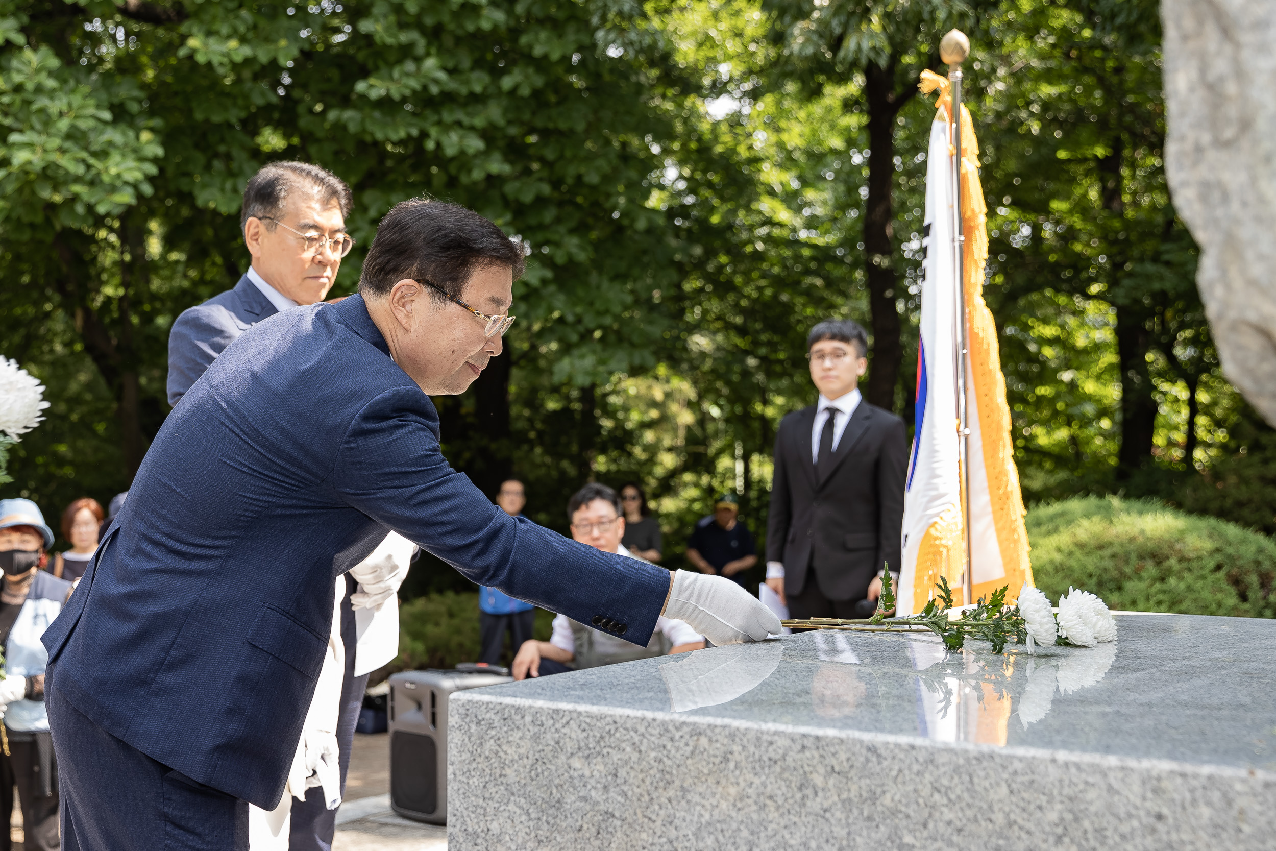 20230606-국자유총연맹 광진구지회 제68회 현충일 추념식 230606-0306_G_164235.jpg