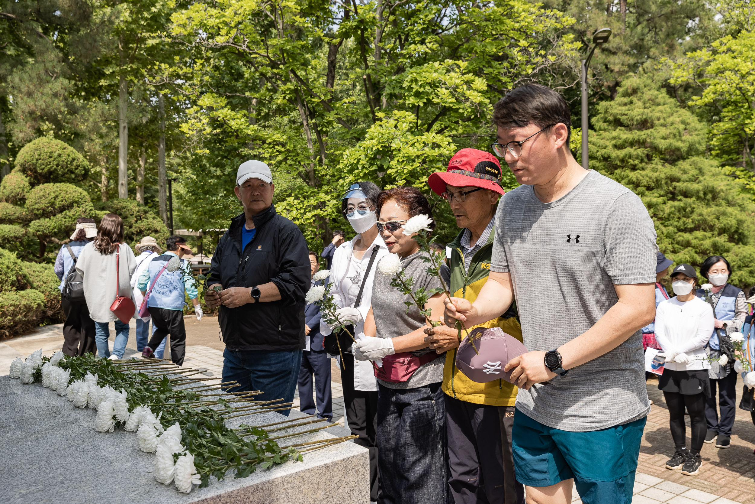 20230606-국자유총연맹 광진구지회 제68회 현충일 추념식 230606-0447_G_164238.jpg