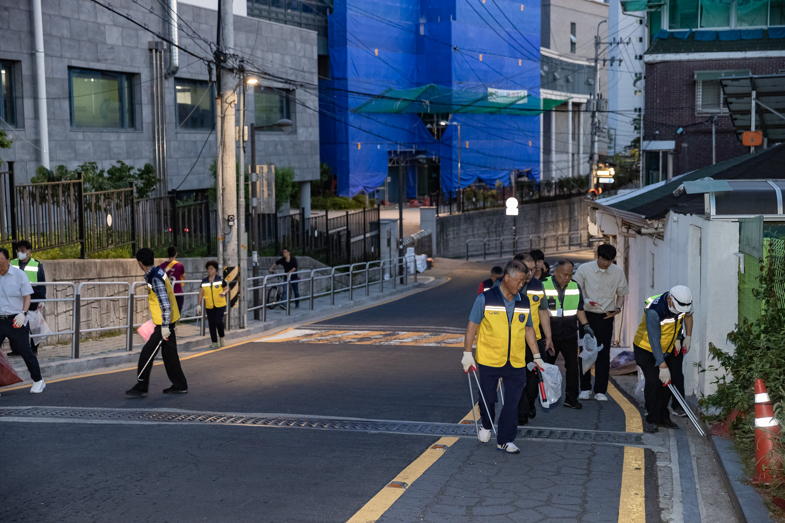 20230615-주민합동 야간순찰(구의2동) 230615-0234-1_G_192115.jpg