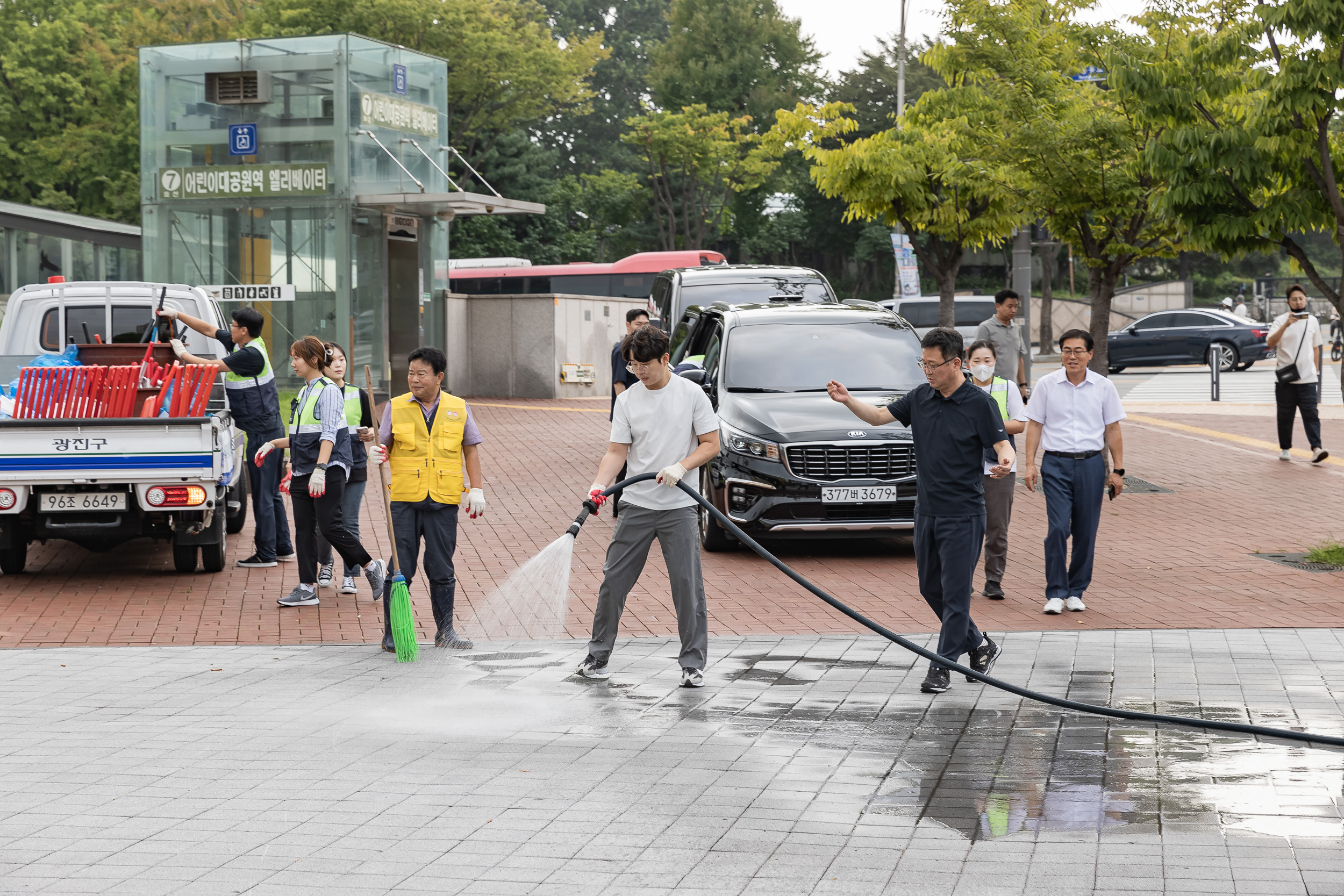 20230919-군자동 묵은 쓰레기 대청소 230919-0122_G_163333.jpg