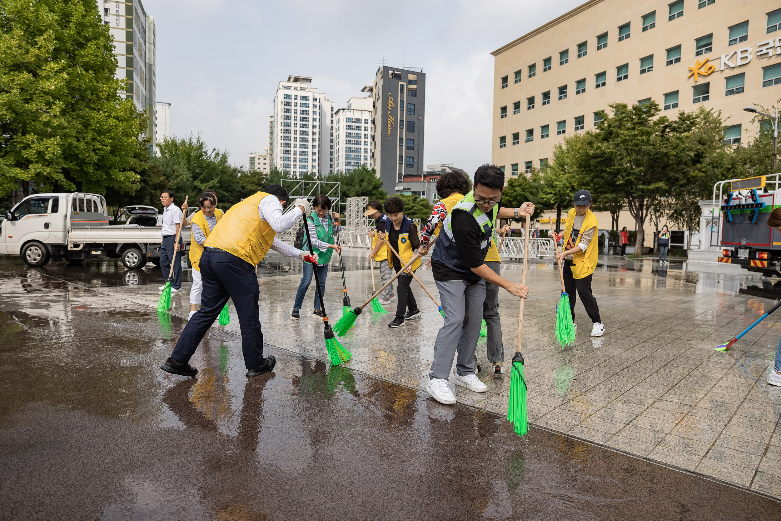 20230919-군자동 묵은 쓰레기 대청소 230919-1820_G_163407.jpg