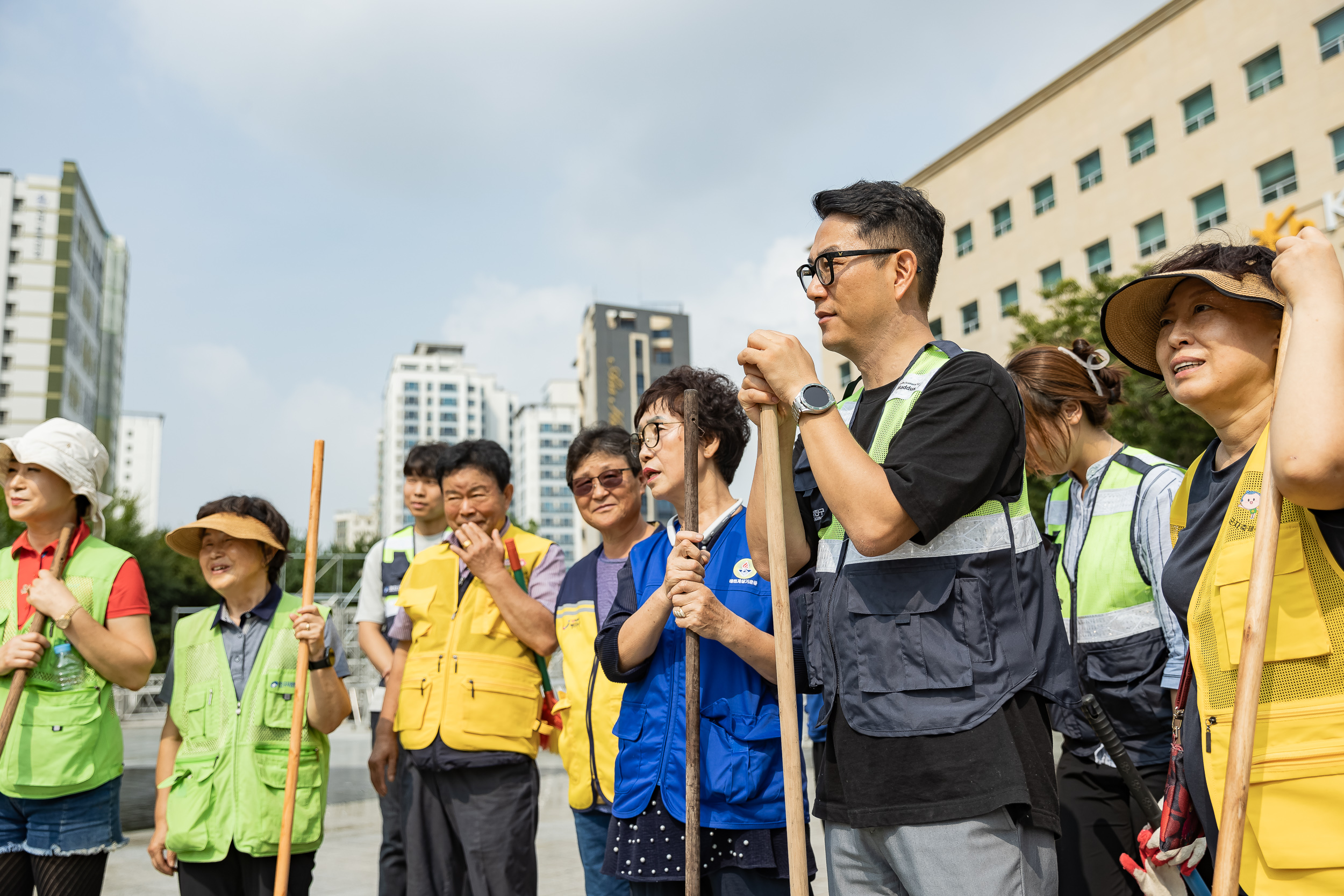 20230919-군자동 묵은 쓰레기 대청소 230919-2055_G_163413.jpg