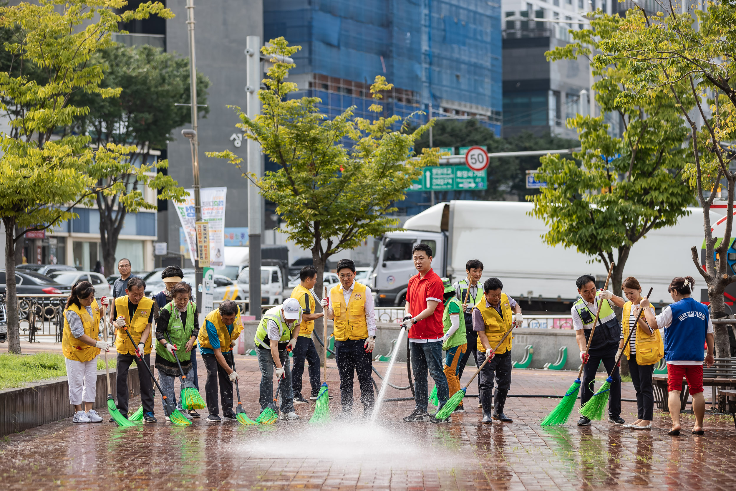 20230919-군자동 묵은 쓰레기 대청소 230919-0479_G_163338.jpg