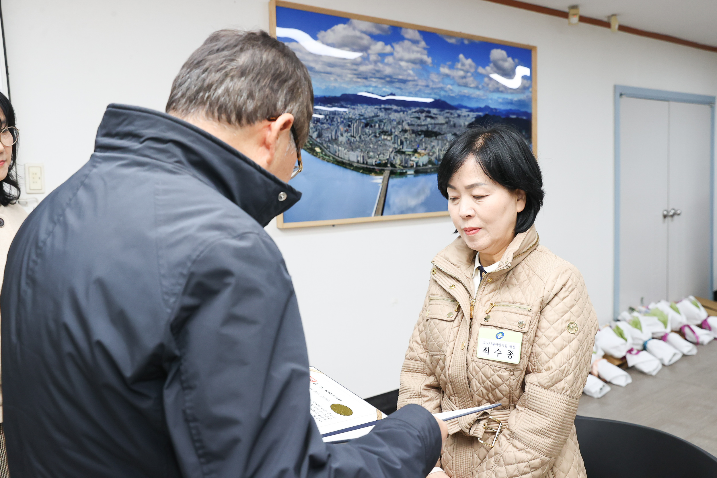 20231211-2023년 가정어린이집 우수 보육교직원 표창 수여식 231211_0138_G_172708.jpg