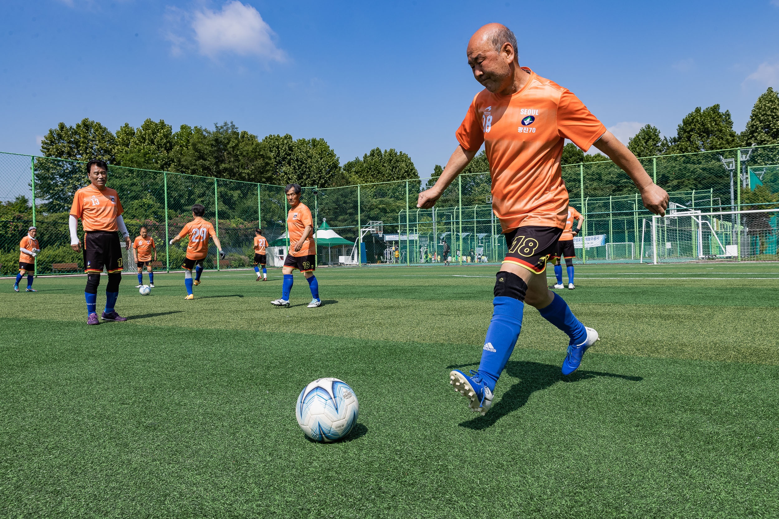 20230609-2023 서울시 장수축구대회 개최 230609-0438_G_111920.jpg