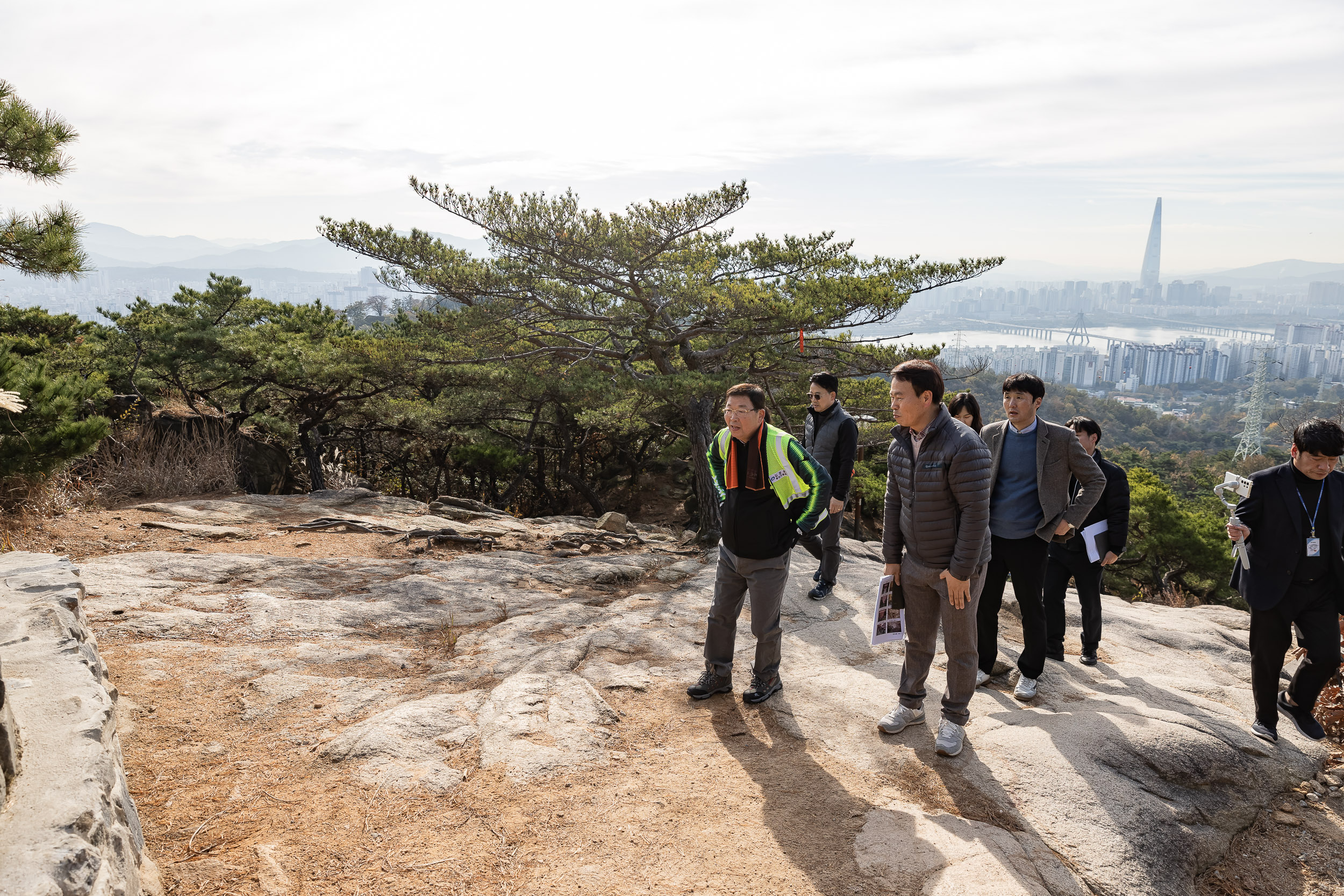 20231108-아차산 해맞이명소 정비사업 현장 방문 231108_0317_G_163041.jpg