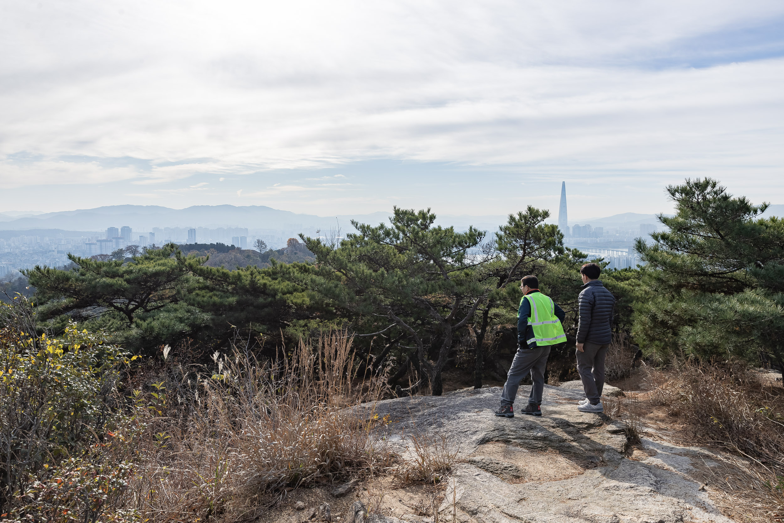 20231108-아차산 해맞이명소 정비사업 현장 방문 231108_0326_G_163041.jpg