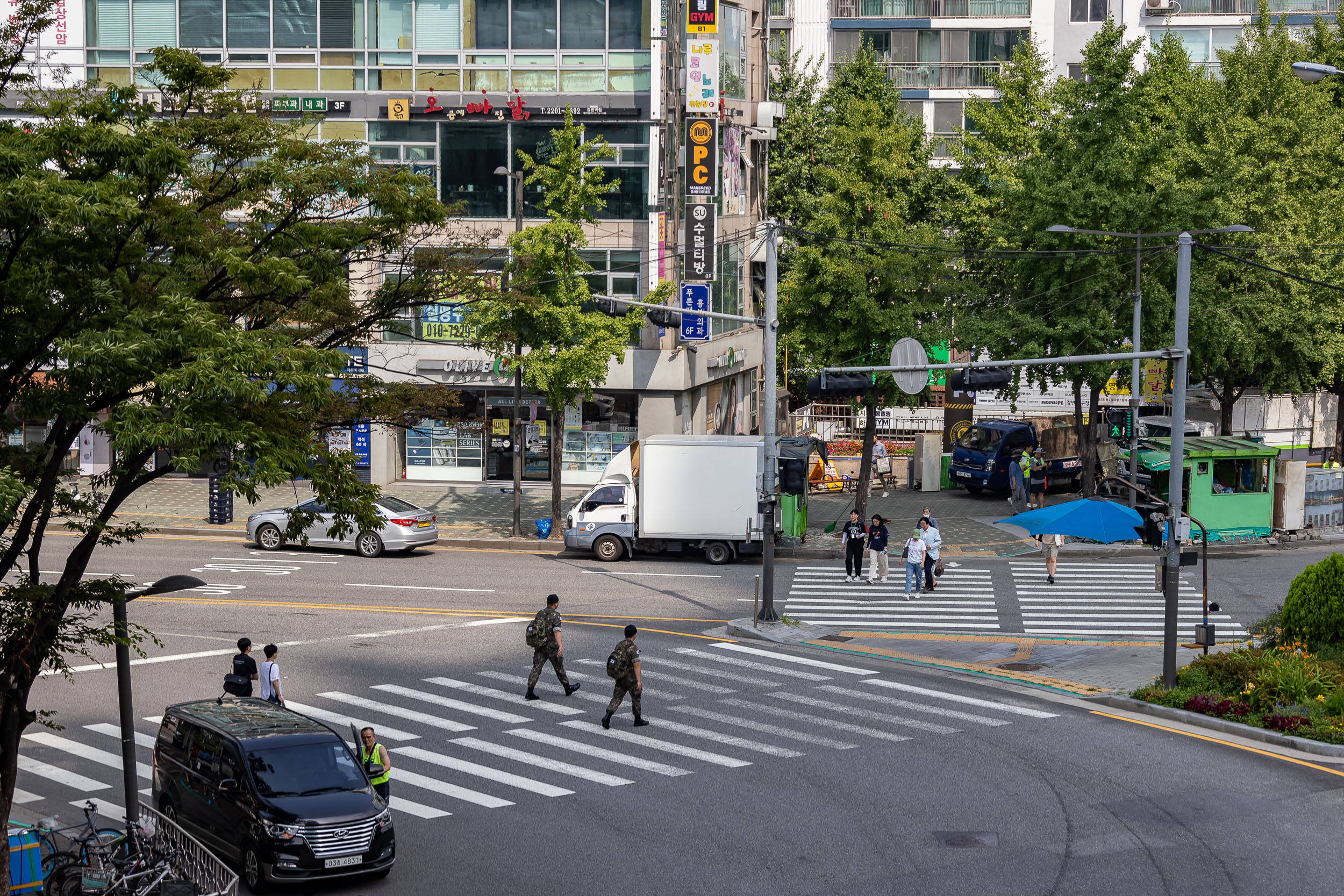 20230706-구의3동 강변 우성아파트 담장 앞 노점상 철거1 230706-0411_G_112022.jpg