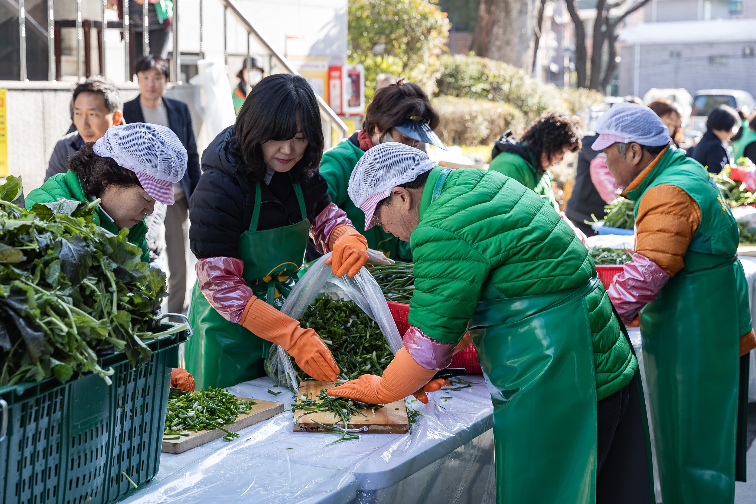 20231114-2023년 사랑의 김장담가드리기 231114_0701_G_152605.jpg