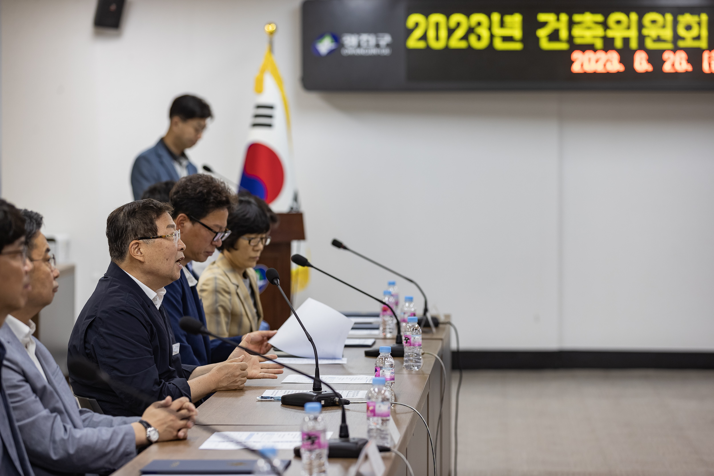 20230626-2023년 건축위원회 신규위원 위촉식 230626-0234_G_101141.jpg