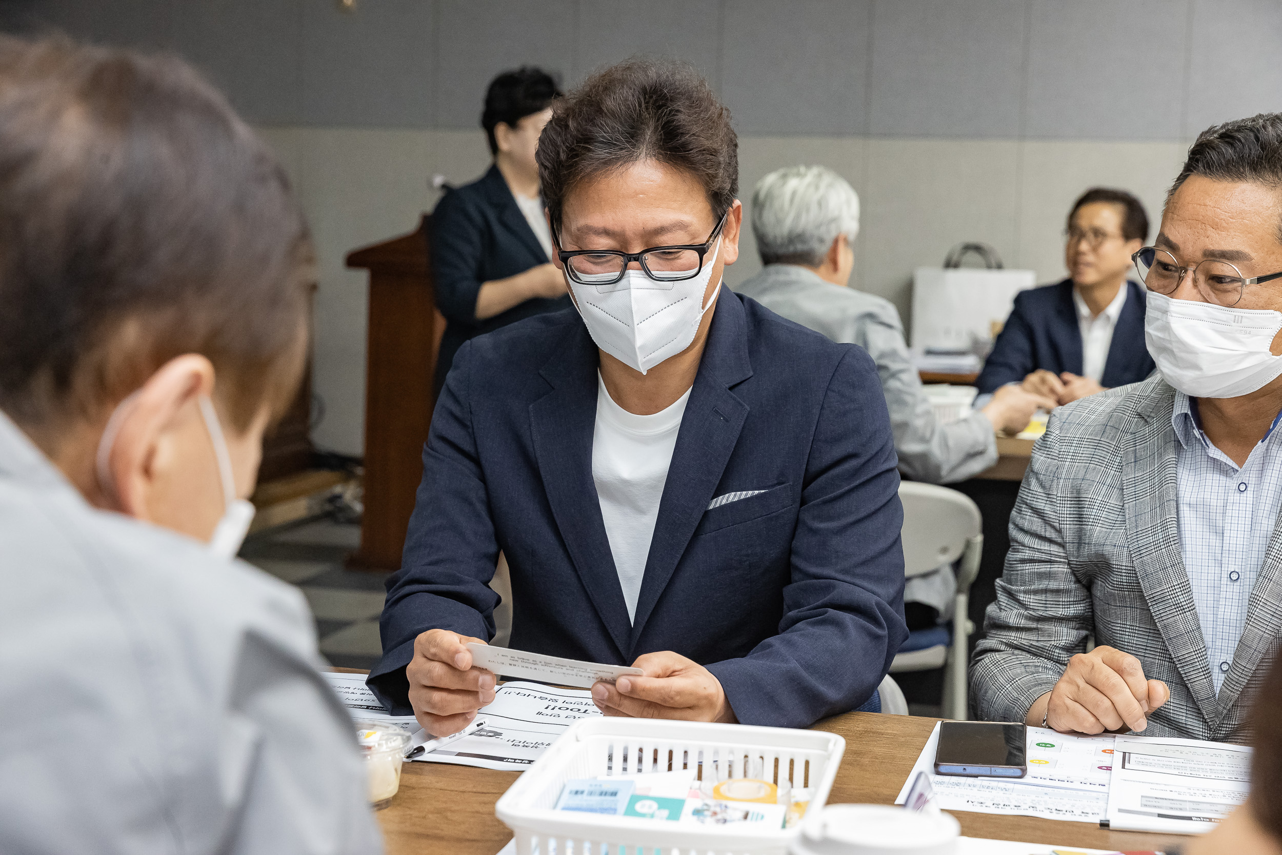 20230519-5급이상 공무원 성희롱 성폭력 예방교육 - 평등한 공존을 위한 관리자 역할 배우기 230519-0252_G_132512.jpg