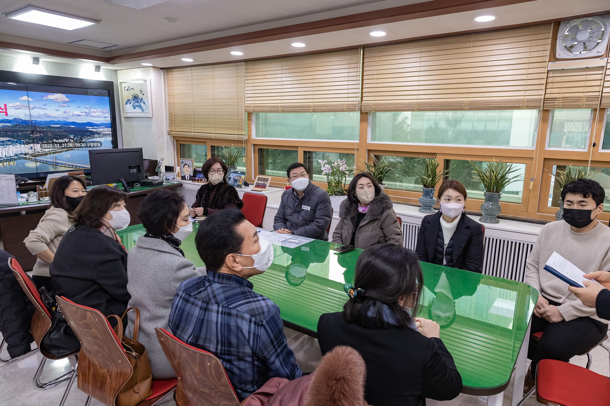 20221227-광진구 시립유치원연합회 불우이웃돕기 성금 전달식 221227-0001_G_103737.jpg