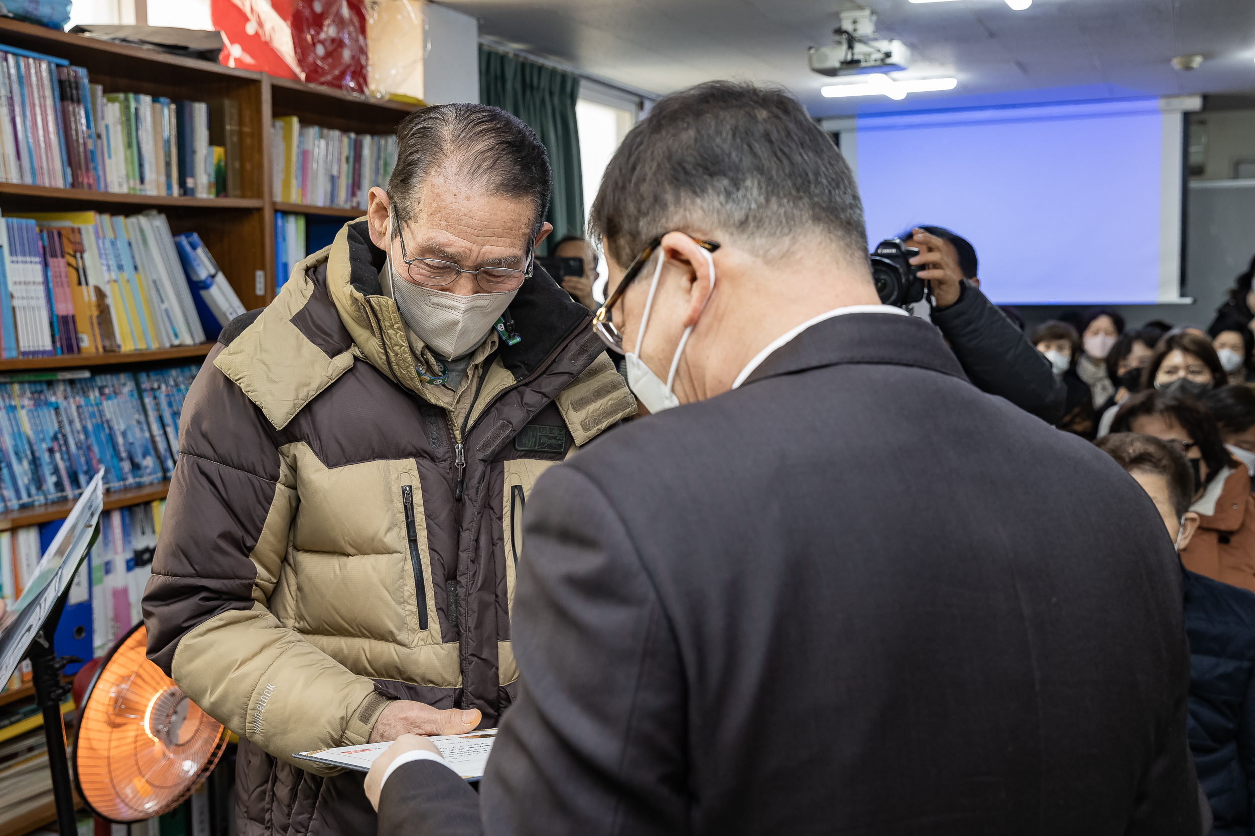 20230222-동부밑거름학교 졸업식 230222-0219_G_134813.jpg