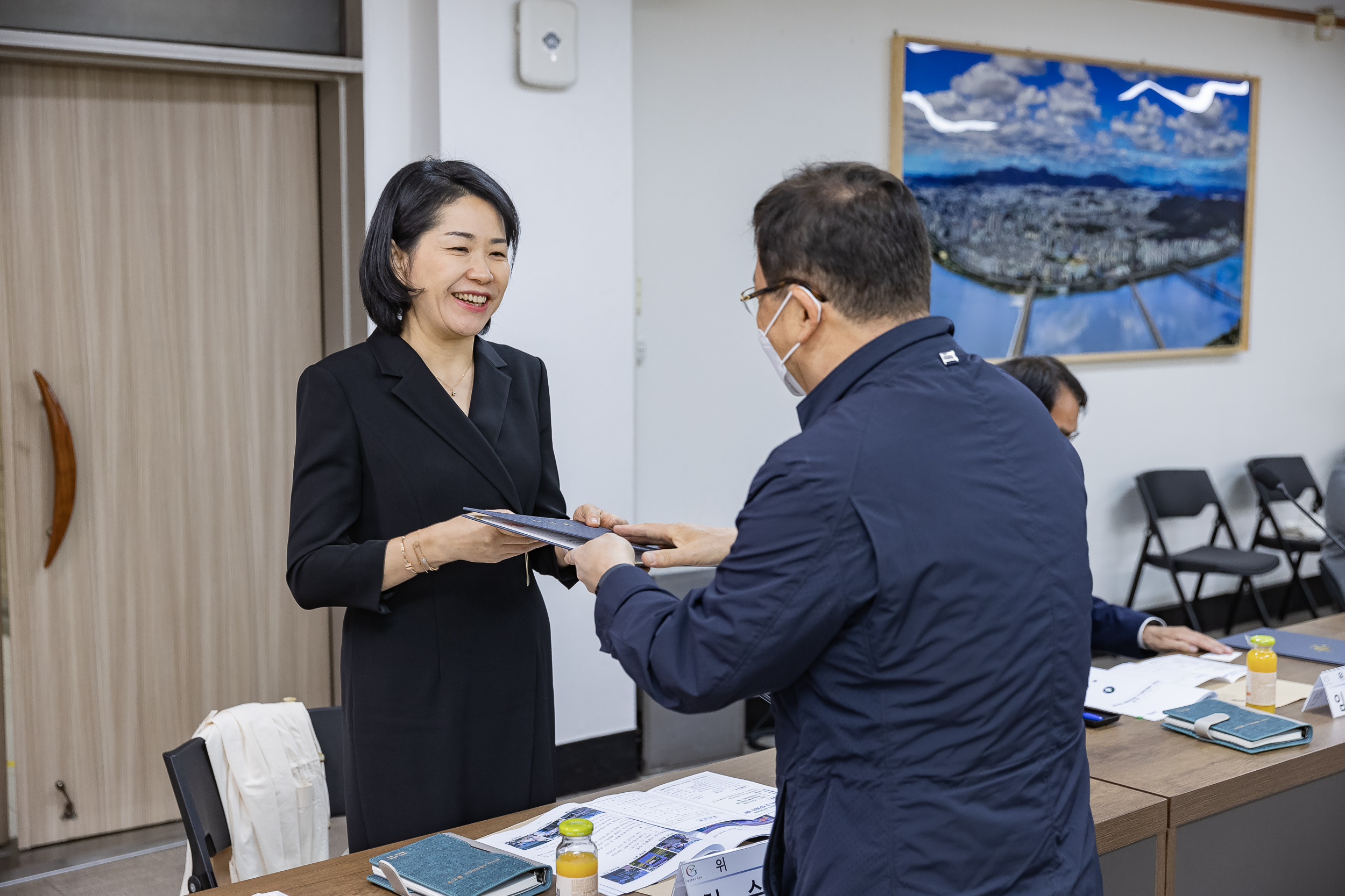 20230426-광진구 아동친화도시 추진위원회 신규위원 위촉식 및 정기회의 개최 230426-0060_G_183035.jpg