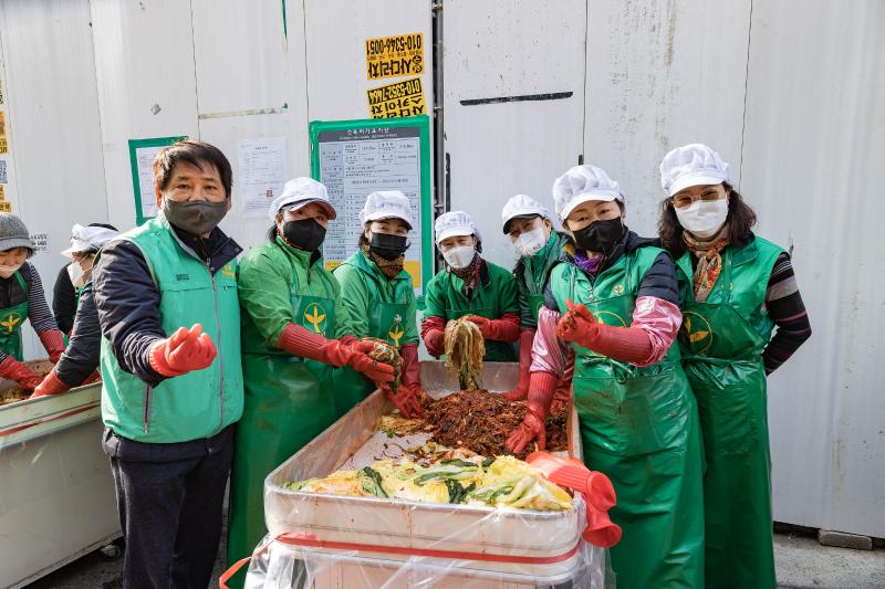 20221109-2022 광진구 따뜻한 겨울나기 사랑의 김장 담가드리기 221109-0677_G_152901.jpg