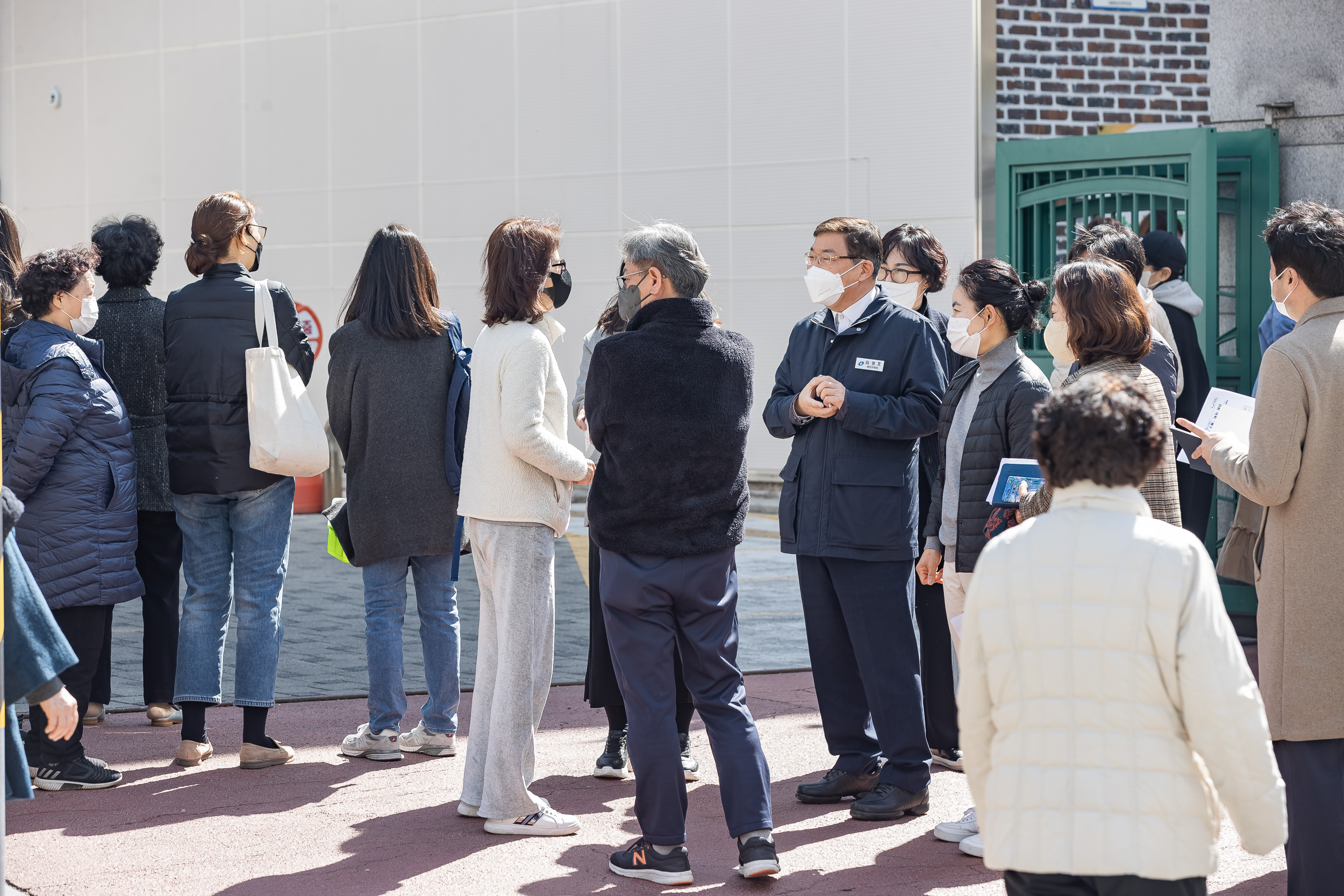 20230314-학교 앞 소통 나들이-무엇이든 말해 주세요!  230314-0625_G_134334.jpg