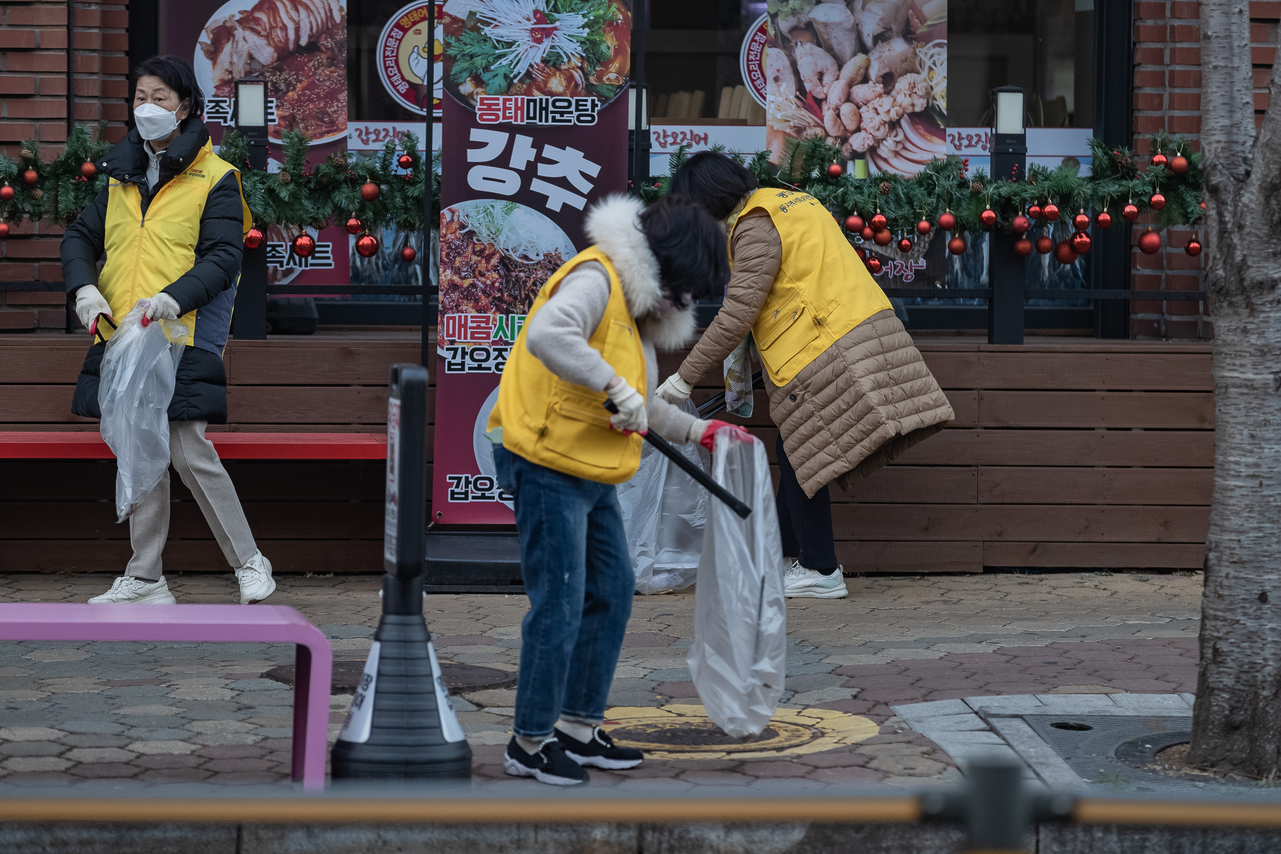 20230310-제9회 주민과 함께하는 골목청소-자양3동 230310-0186_G_173506.jpg